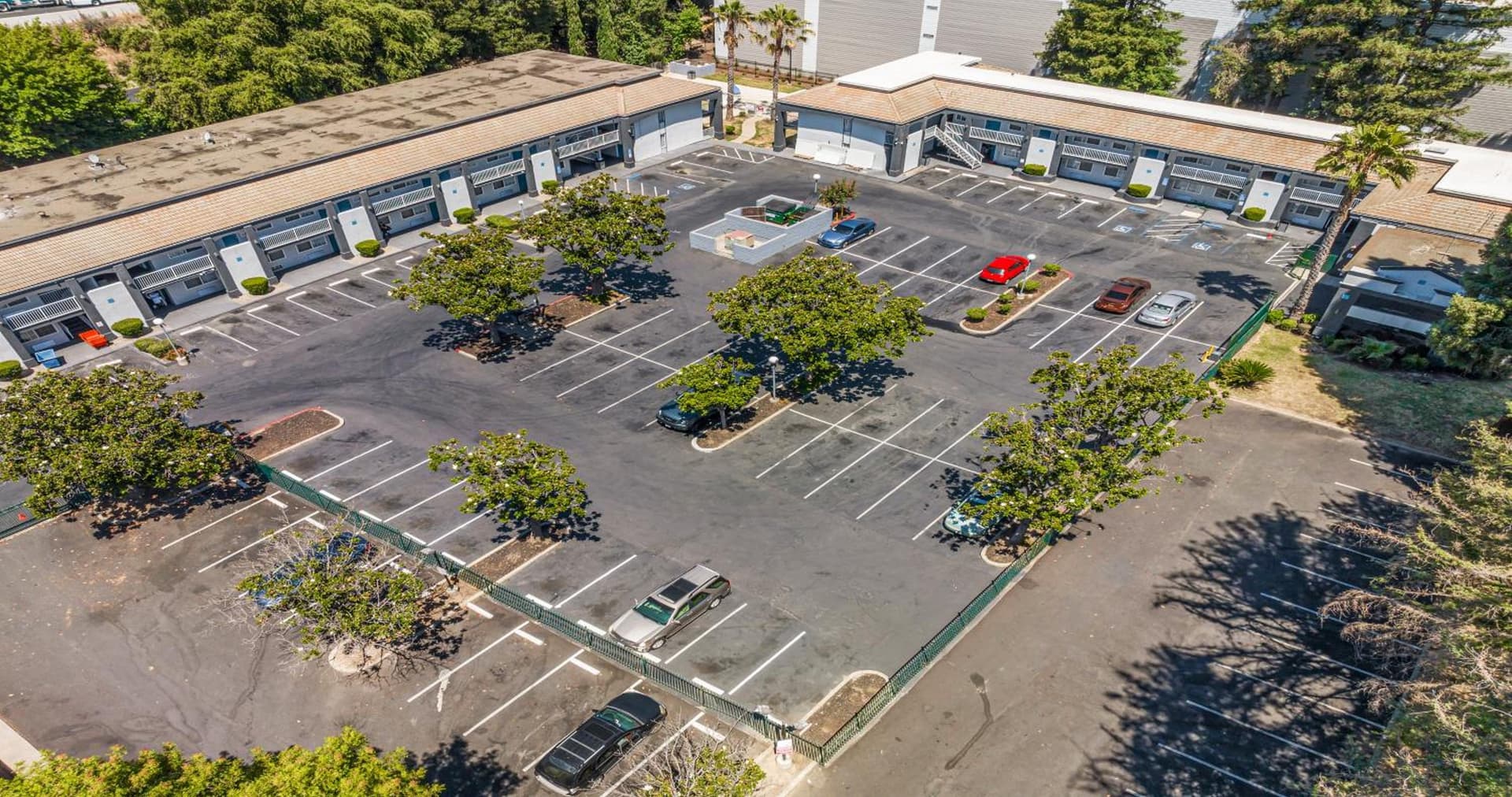 SureStay Plus Hotel by Best Western Sacramento North gallery photo in Sacramento, CA — image 68