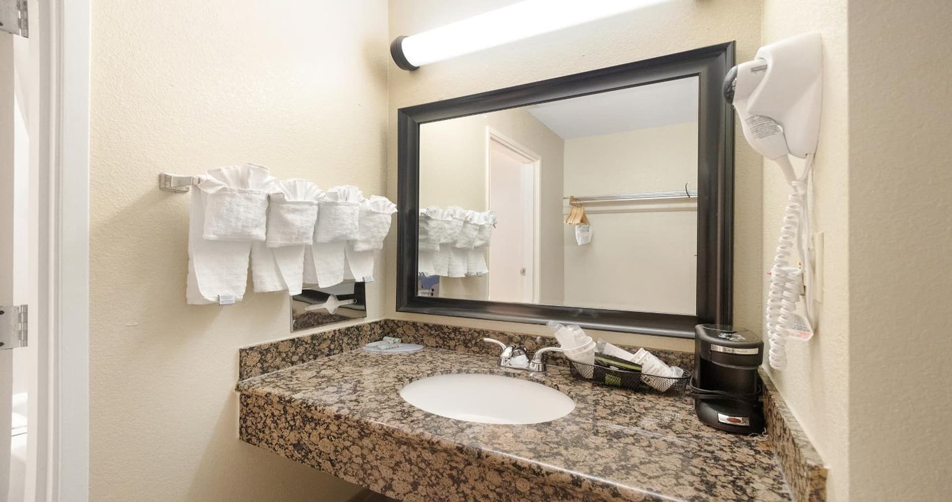Best Western Amador Inn gallery photo in Jackson, CA — image 28