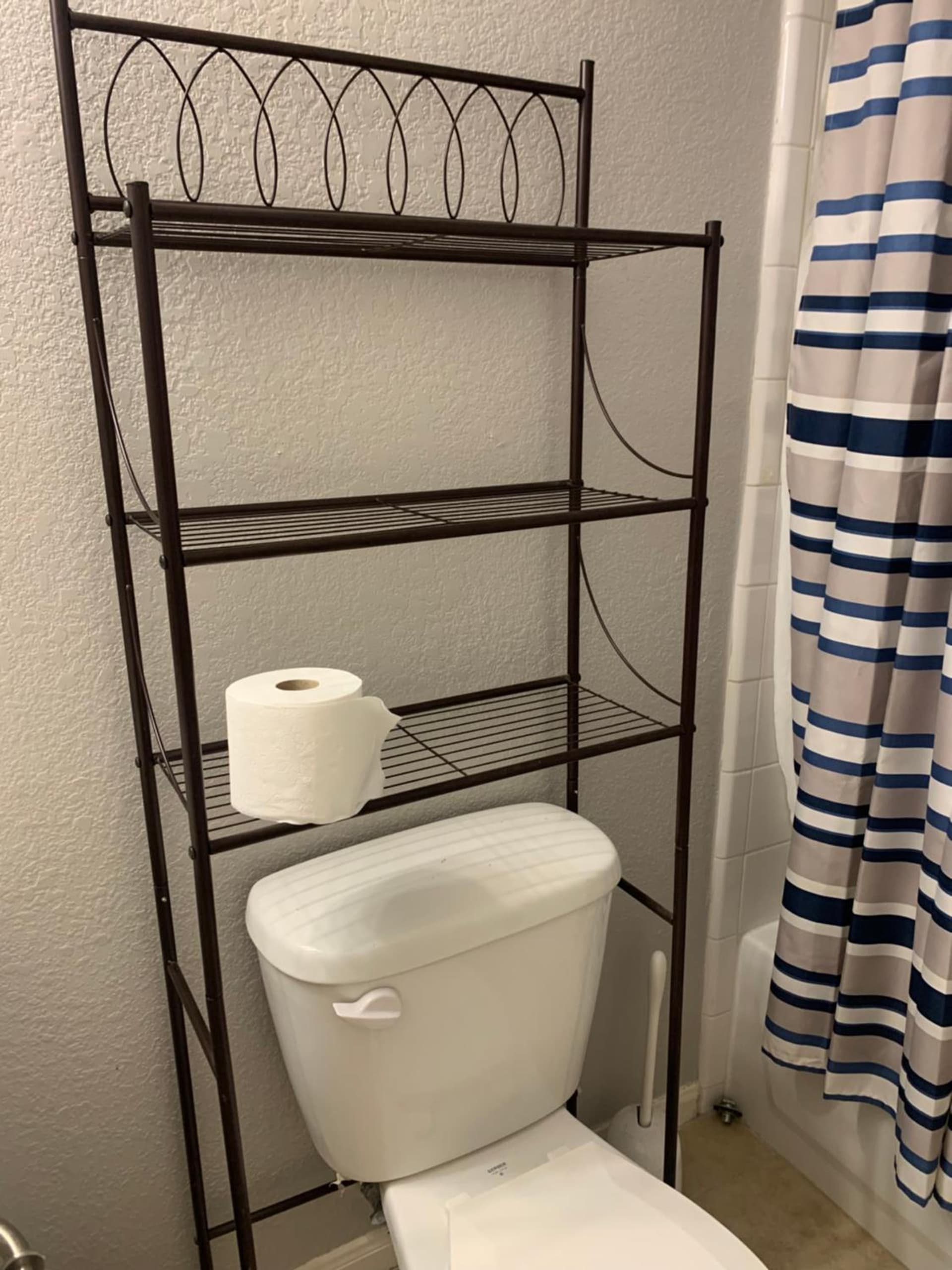 Private Cozy Lock Room 1 interior in Cypress — gallery photo 2