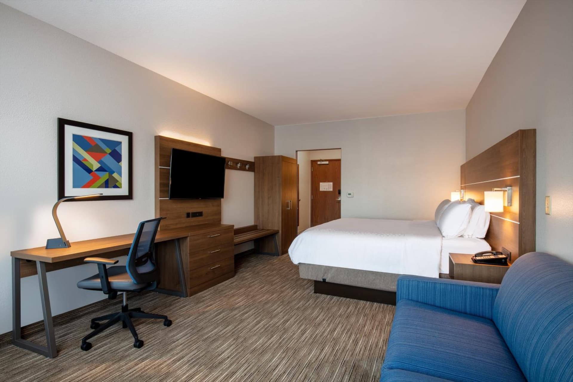 Holiday Inn Express & Suites - Beloit by IHG gallery photo in Beloit, WI — image 11