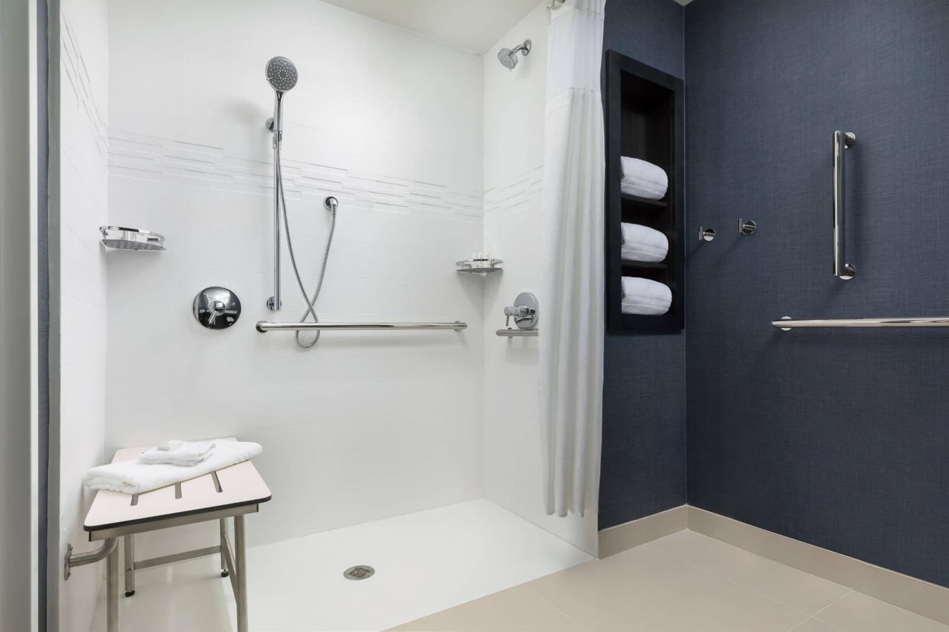 Residence Inn Long Island Garden City gallery photo in Garden City, NY — image 8
