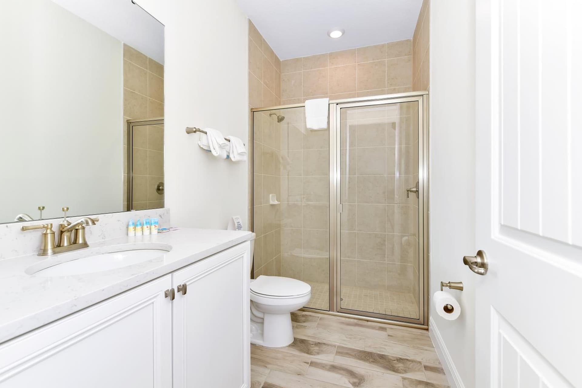 Margaritaville Cottages Orlando by Vstays with H2O Waterpark gallery photo in Kissimmee, FL — image 139