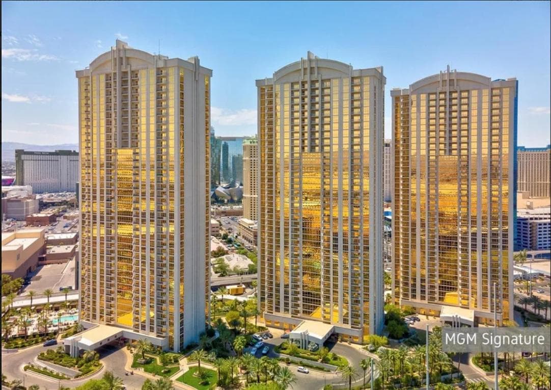 Signature MGM Suite with Strip and Sphere View featured exterior or lobby in Las Vegas, NV — similar hotel