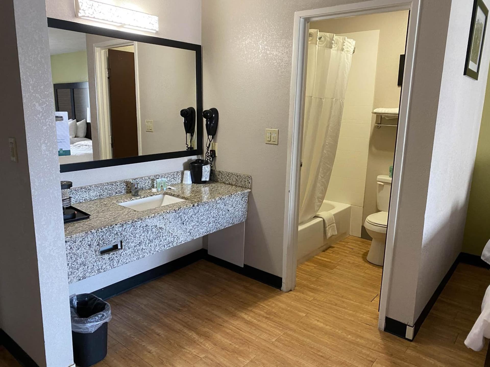 Motel 6 Lancaster gallery photo in Lancaster, PA — image 9
