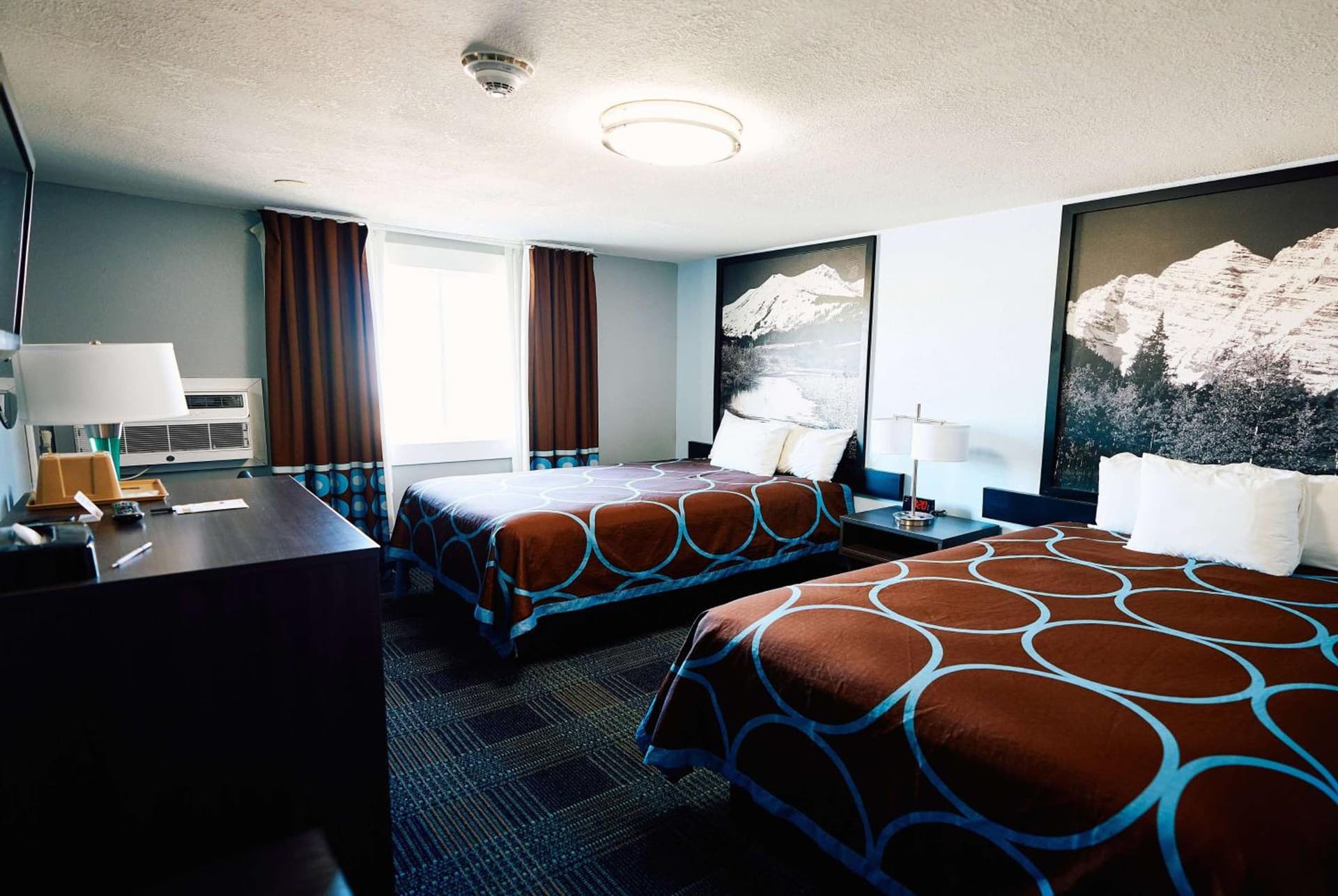 Super 8 by Wyndham Pueblo gallery photo in Pueblo, CO — image 24