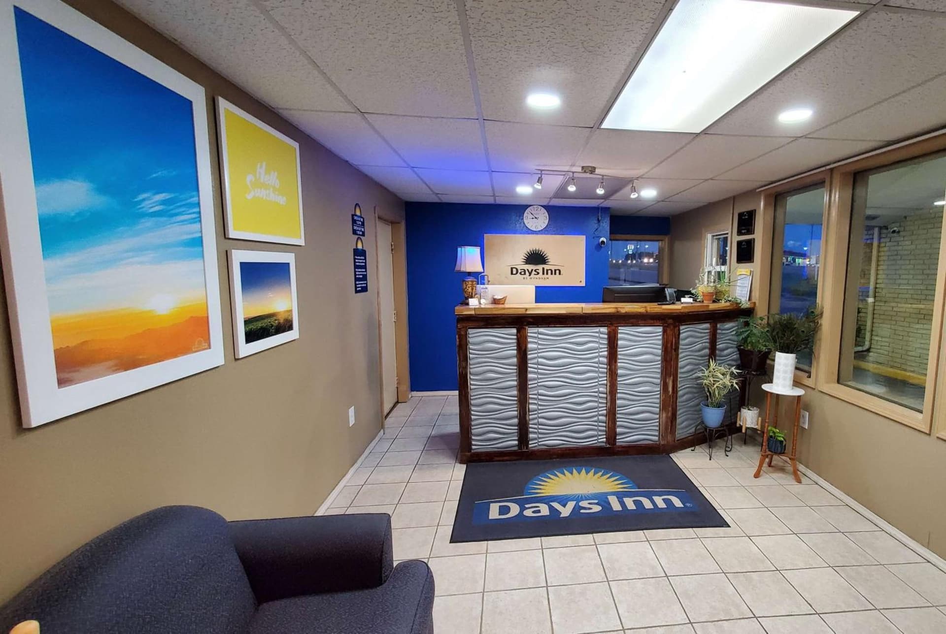 Days Inn by Wyndham Monett property views in Monett, MO — gallery photo 3
