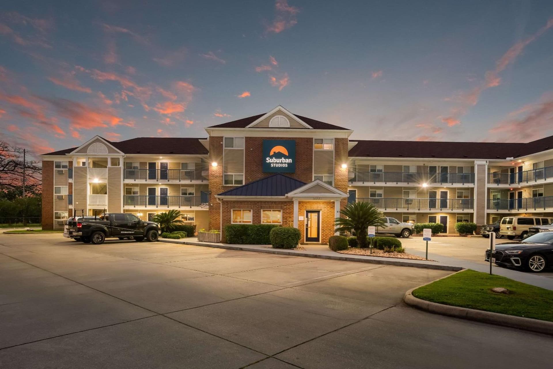 Suburban Studios Biloxi North Area featured exterior or lobby in Biloxi, MS — similar hotel