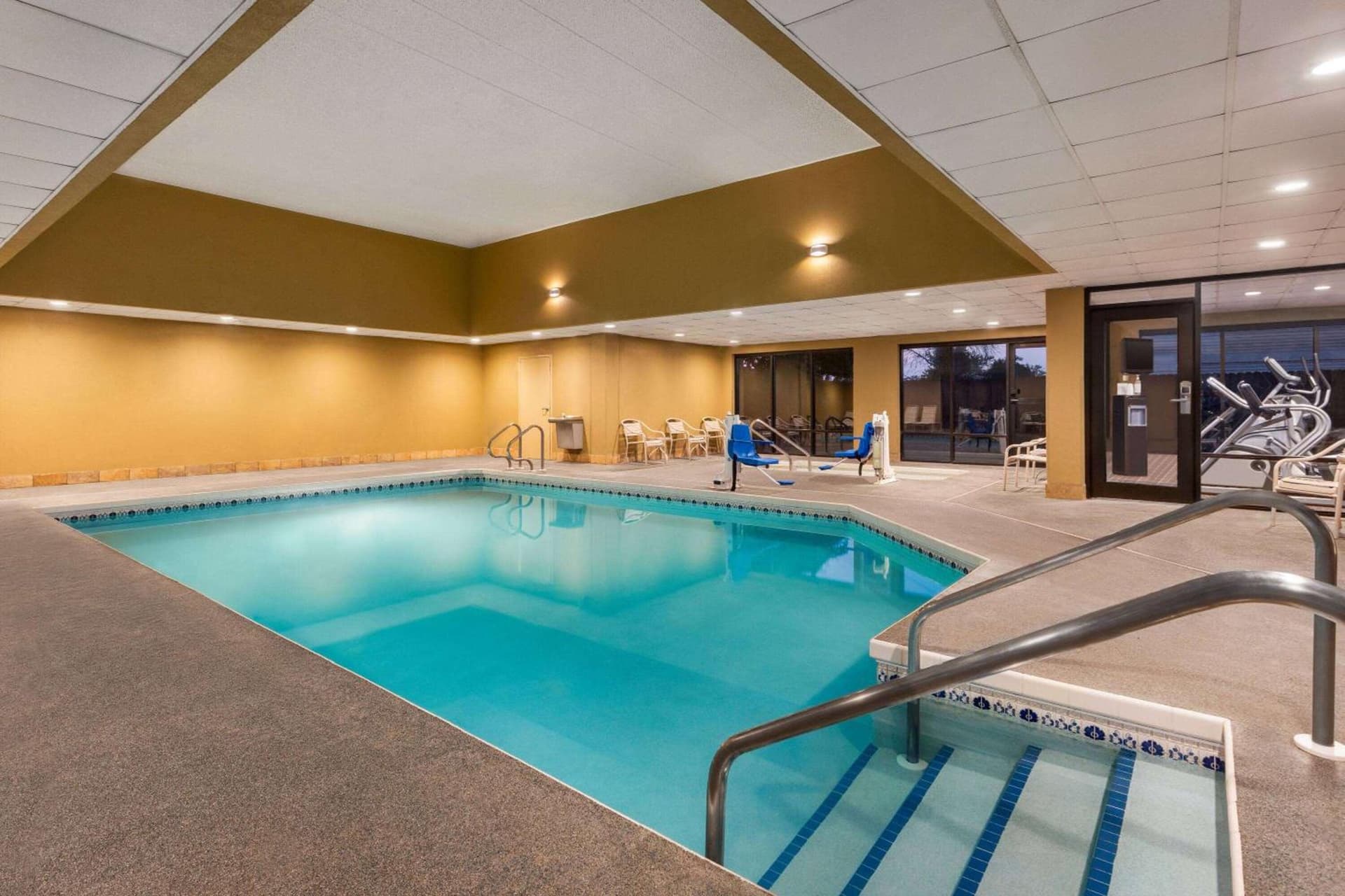 AmericInn by Wyndham Madison West gallery photo in Madison, WI — image 12