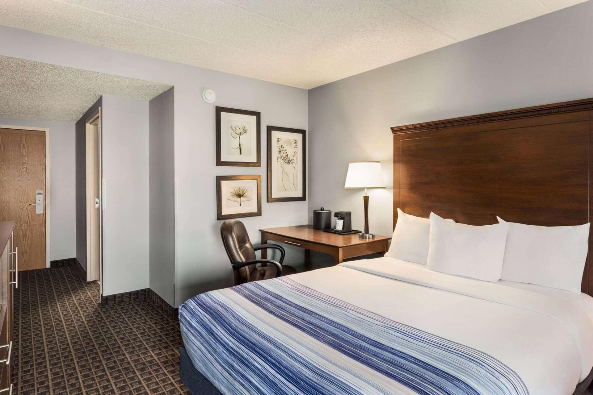 AmericInn by Wyndham Madison West gallery photo in Madison, WI — image 8
