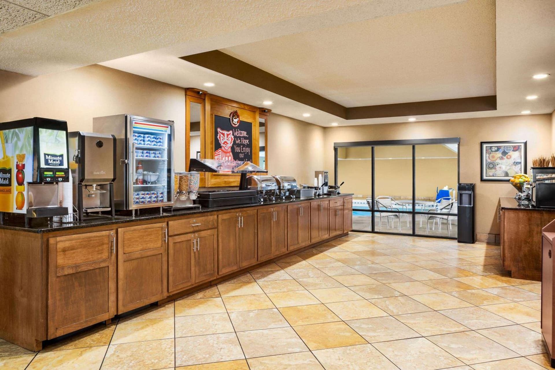 AmericInn by Wyndham Madison West gallery photo in Madison, WI — image 38