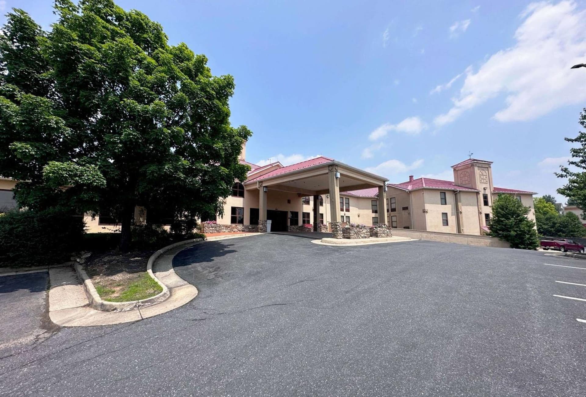 Wingate by Wyndham Waynesboro featured exterior or lobby in Waynesboro, VA — similar hotel