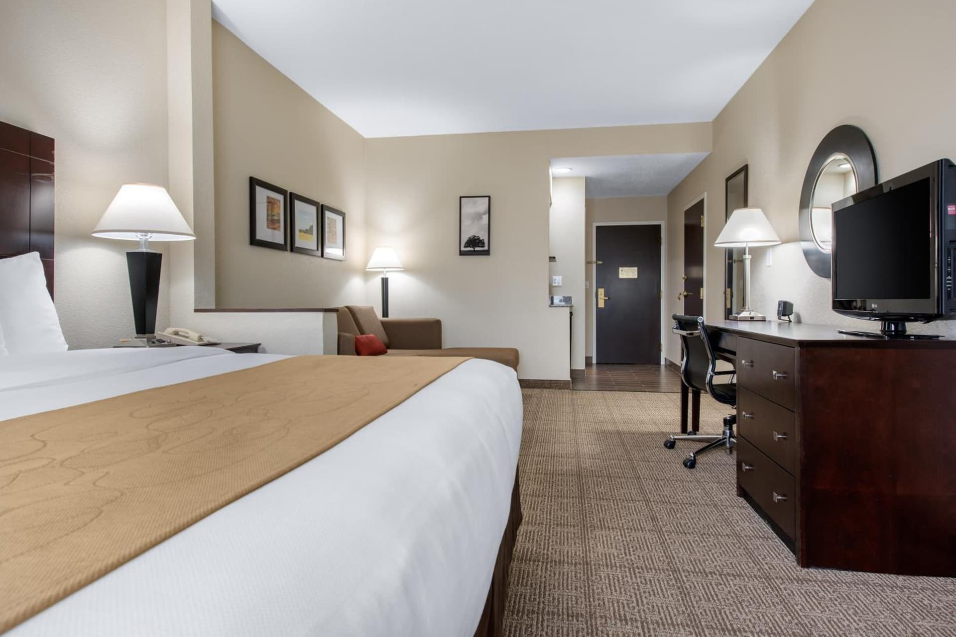 Comfort Suites Lafayette University Area property views in Lafayette, IN — gallery photo 3