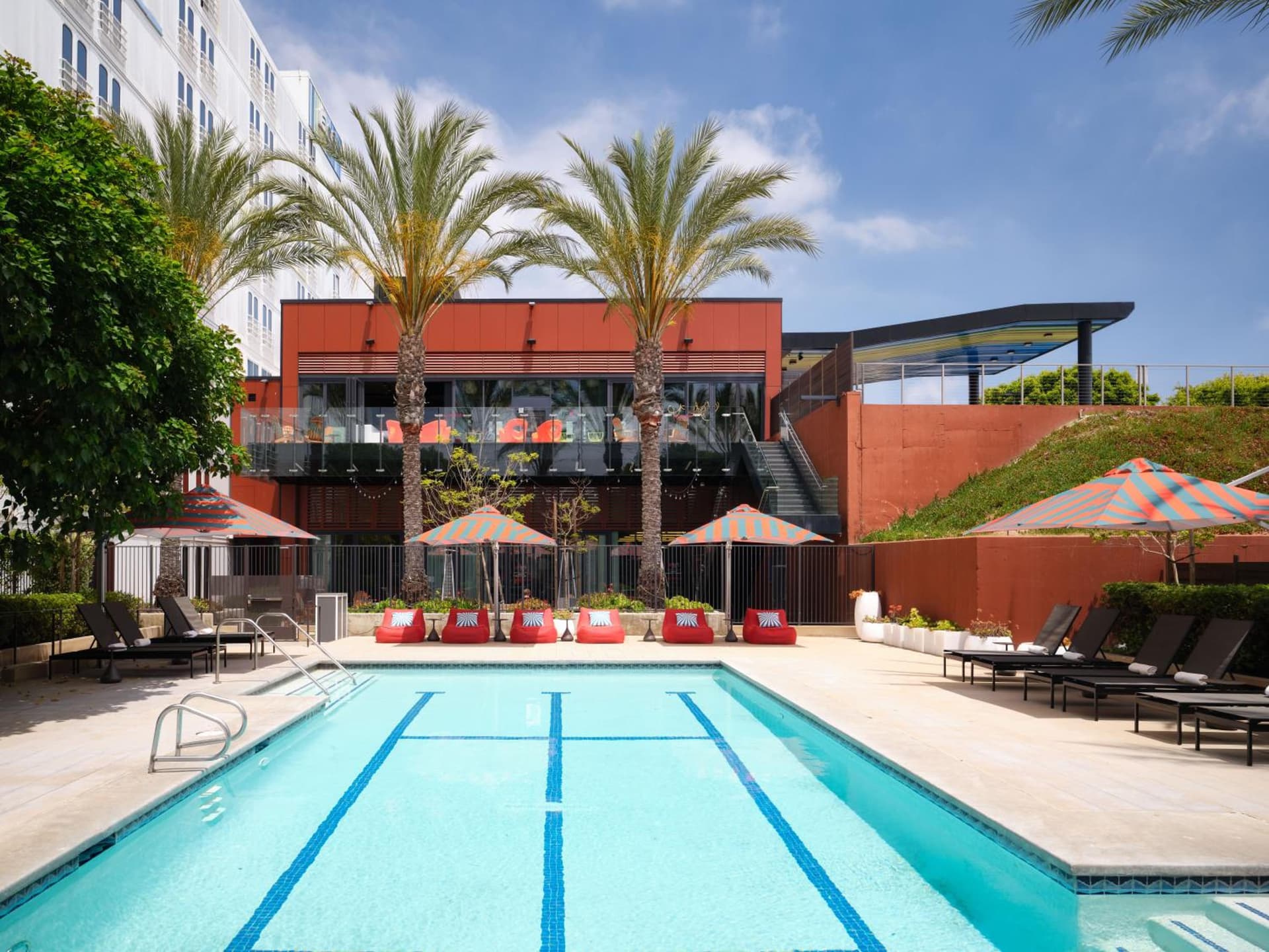 Aloft by Marriott El Segundo - Los Angeles Airport interior in El Segundo, CA — gallery photo 2