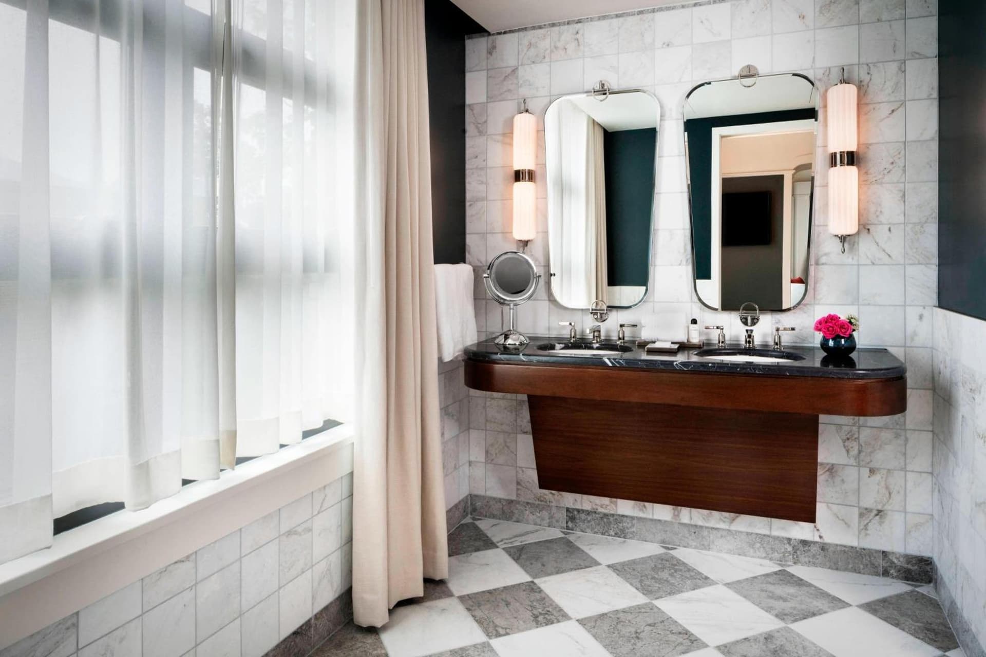 Perry Lane Hotel, a Luxury Collection Hotel, Savannah gallery photo in Savannah, GA — image 71