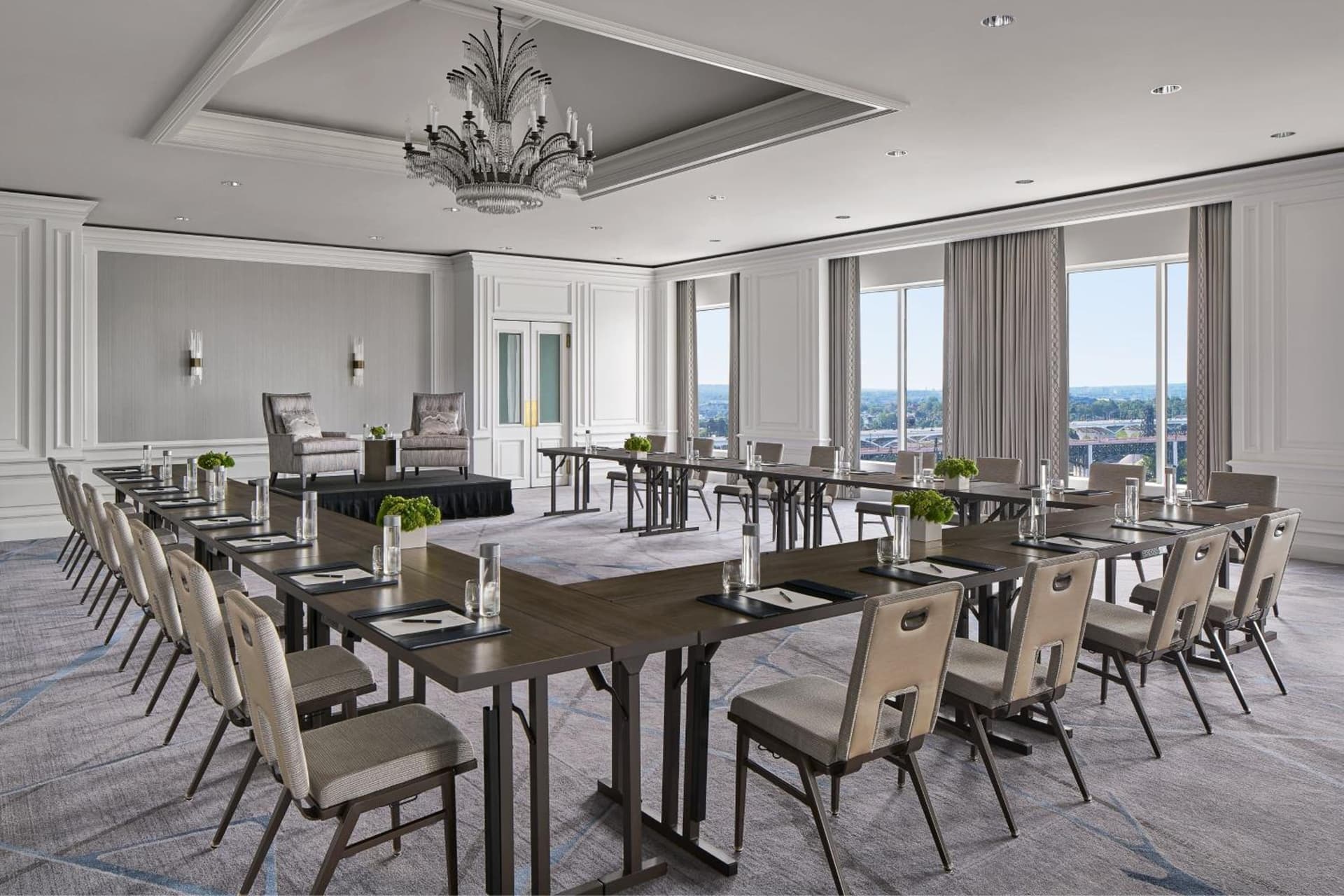 The Ritz-Carlton, Cleveland gallery photo in Cleveland, OH — image 37