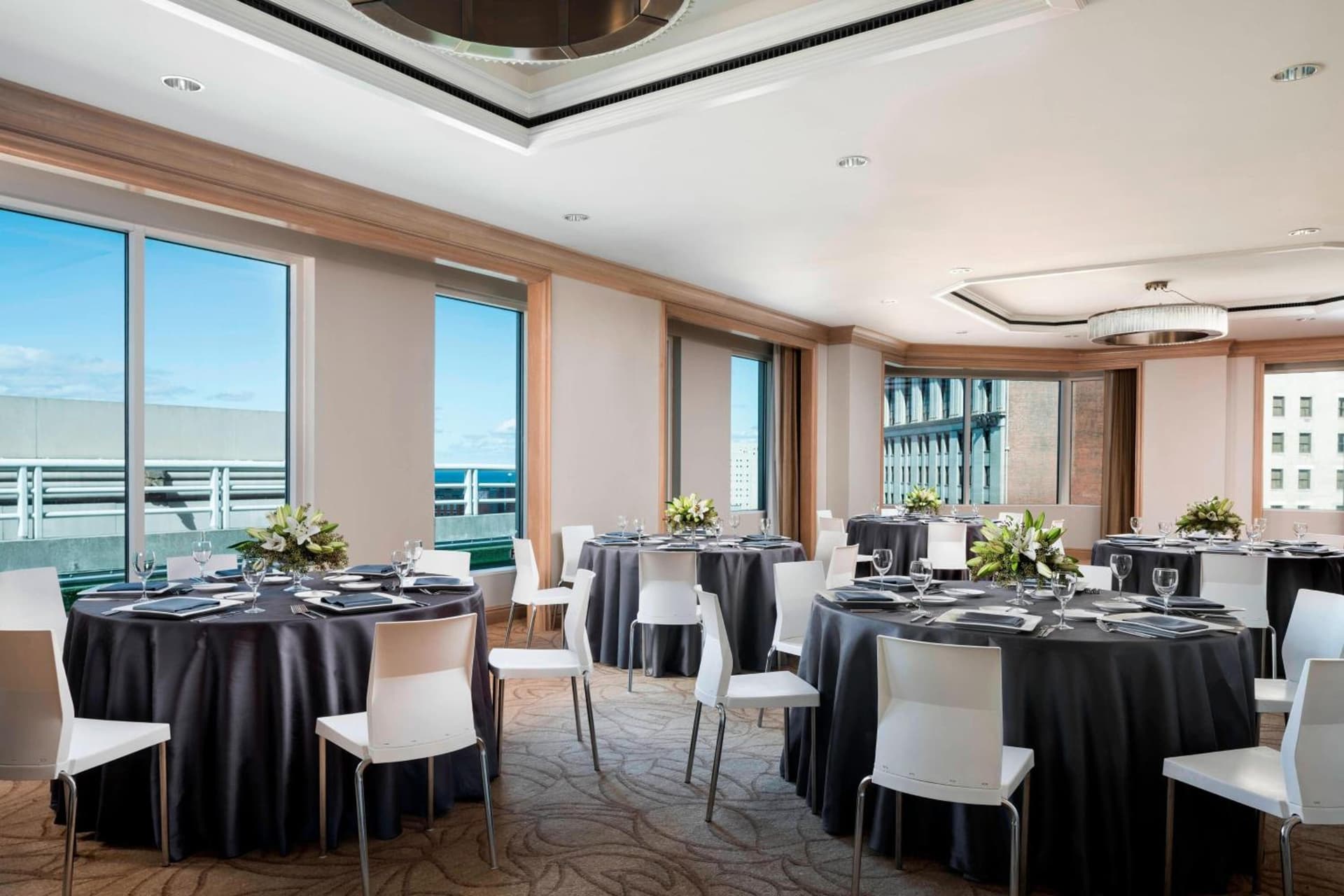 The Ritz-Carlton, Cleveland gallery photo in Cleveland, OH — image 61