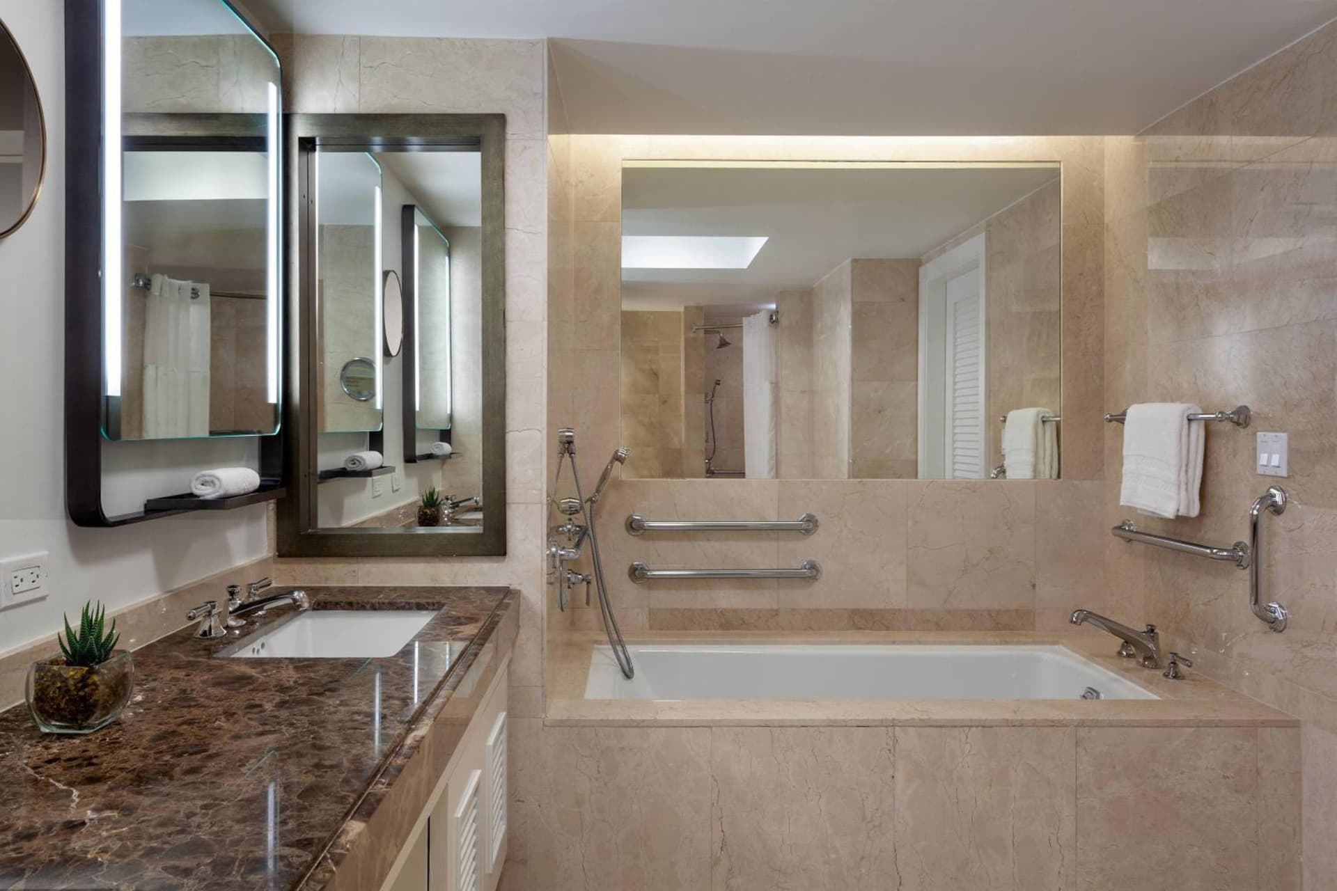 The Ritz-Carlton, Fort Lauderdale gallery photo in Fort Lauderdale, FL — image 40