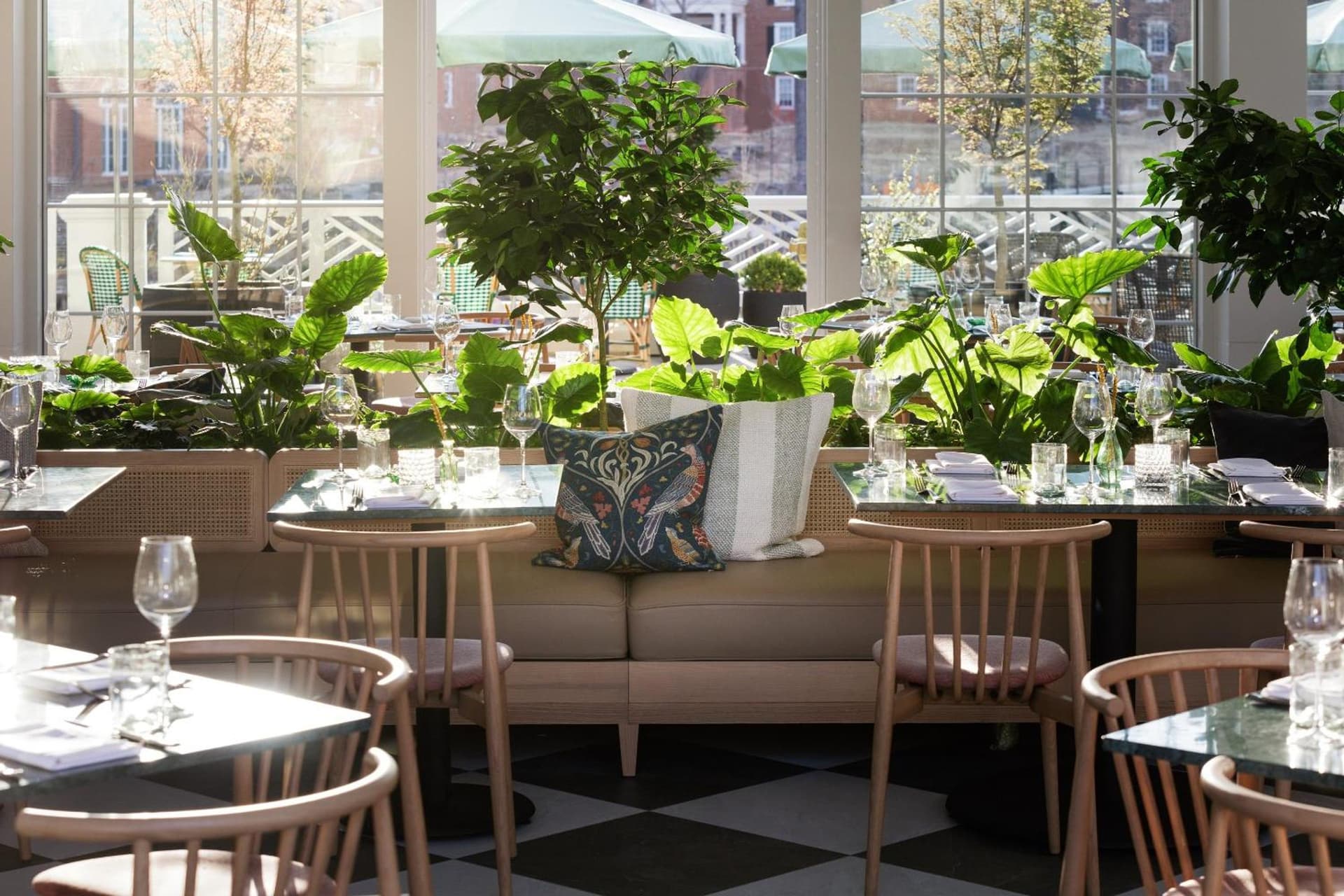 Kimpton - The Forum Hotel by IHG gallery photo in Charlottesville, VA — image 9