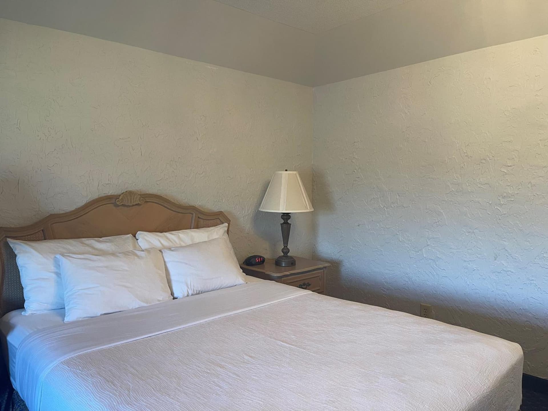 Chateau Hotel and Conference Center interior in Bloomington, IL — gallery photo 2