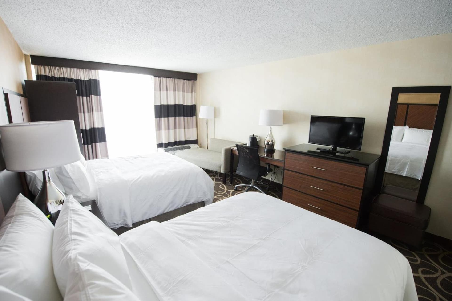 Holiday Inn Newark International Airport gallery photo in Newark, NJ — image 32