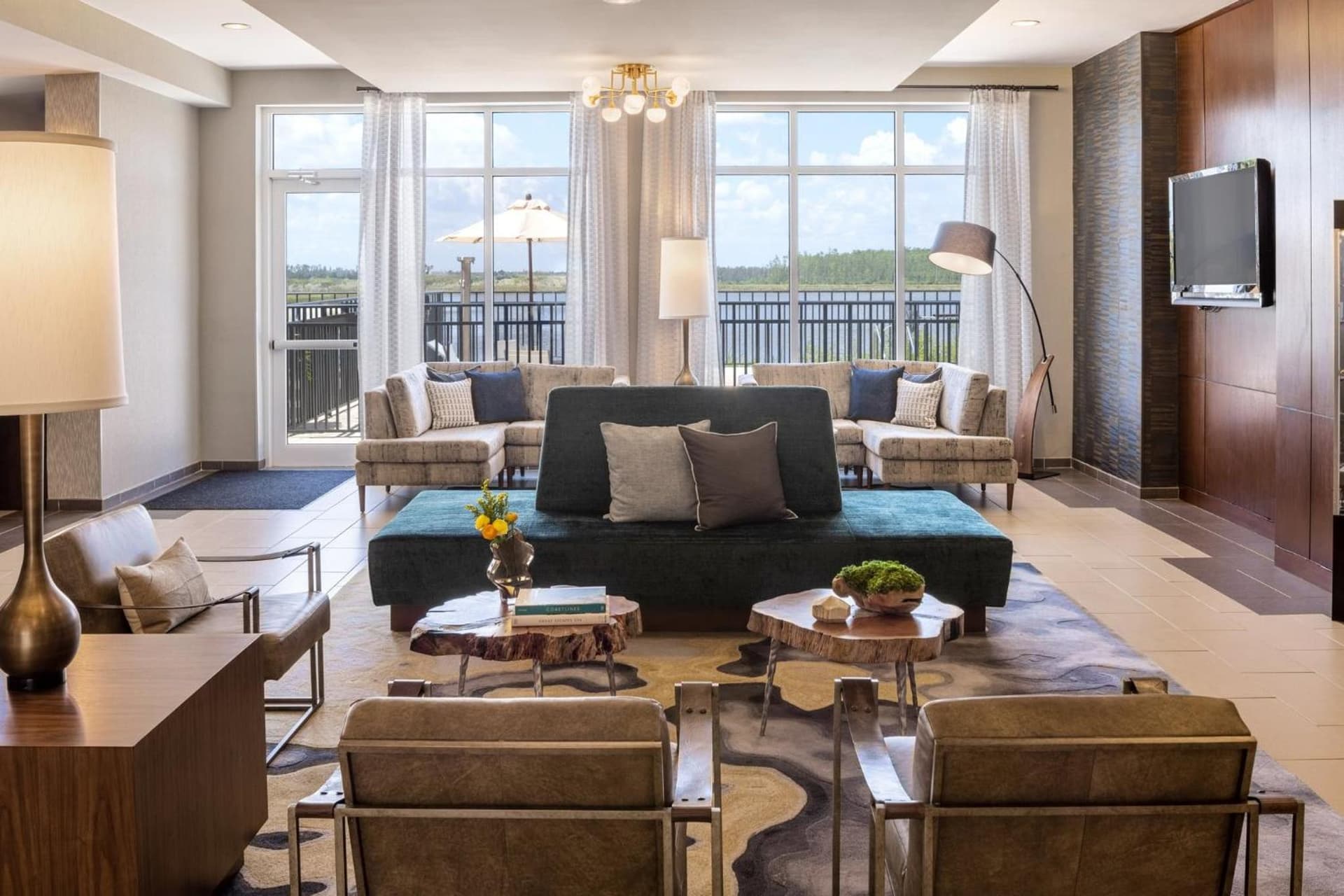 Crowne Plaza Ft Myers Gulf Coast by IHG gallery photo in Fort Myers, FL — image 7