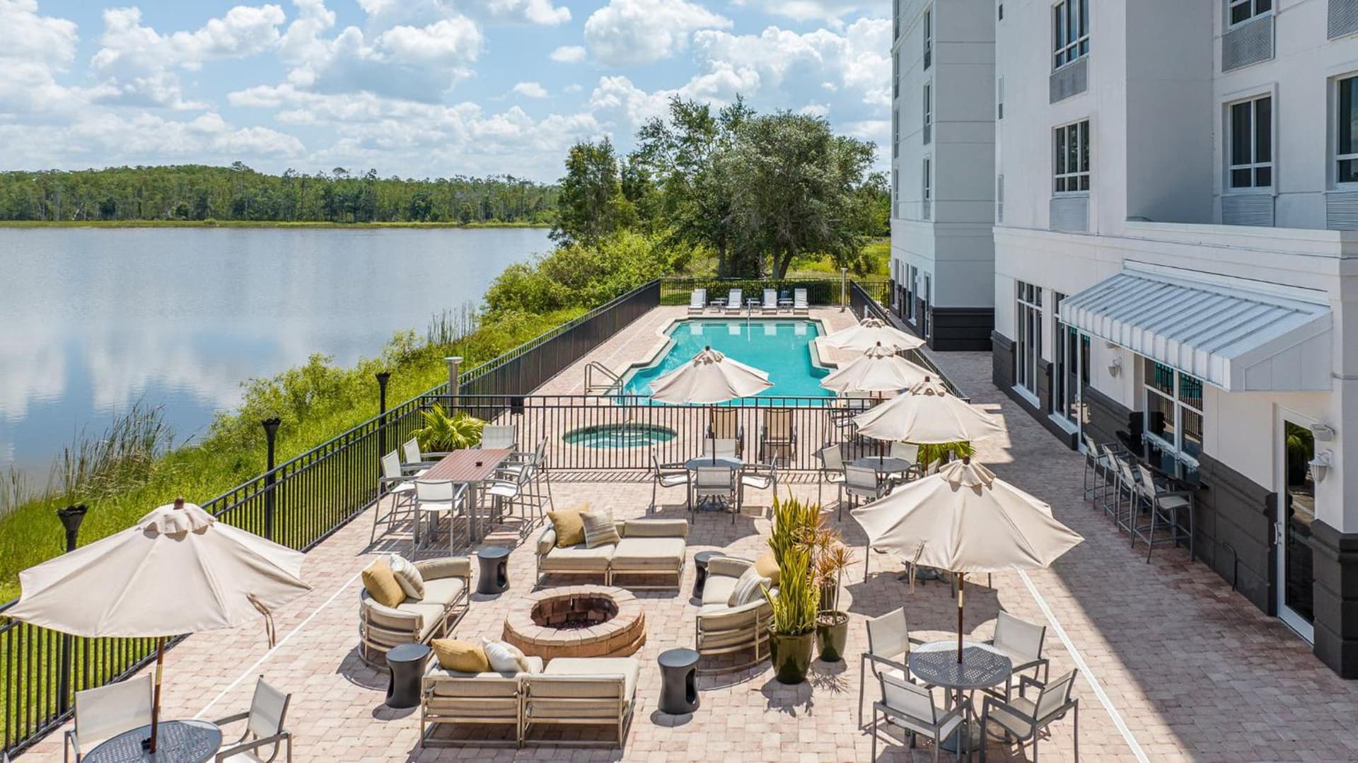 Crowne Plaza Ft Myers Gulf Coast by IHG gallery photo in Fort Myers, FL — image 18