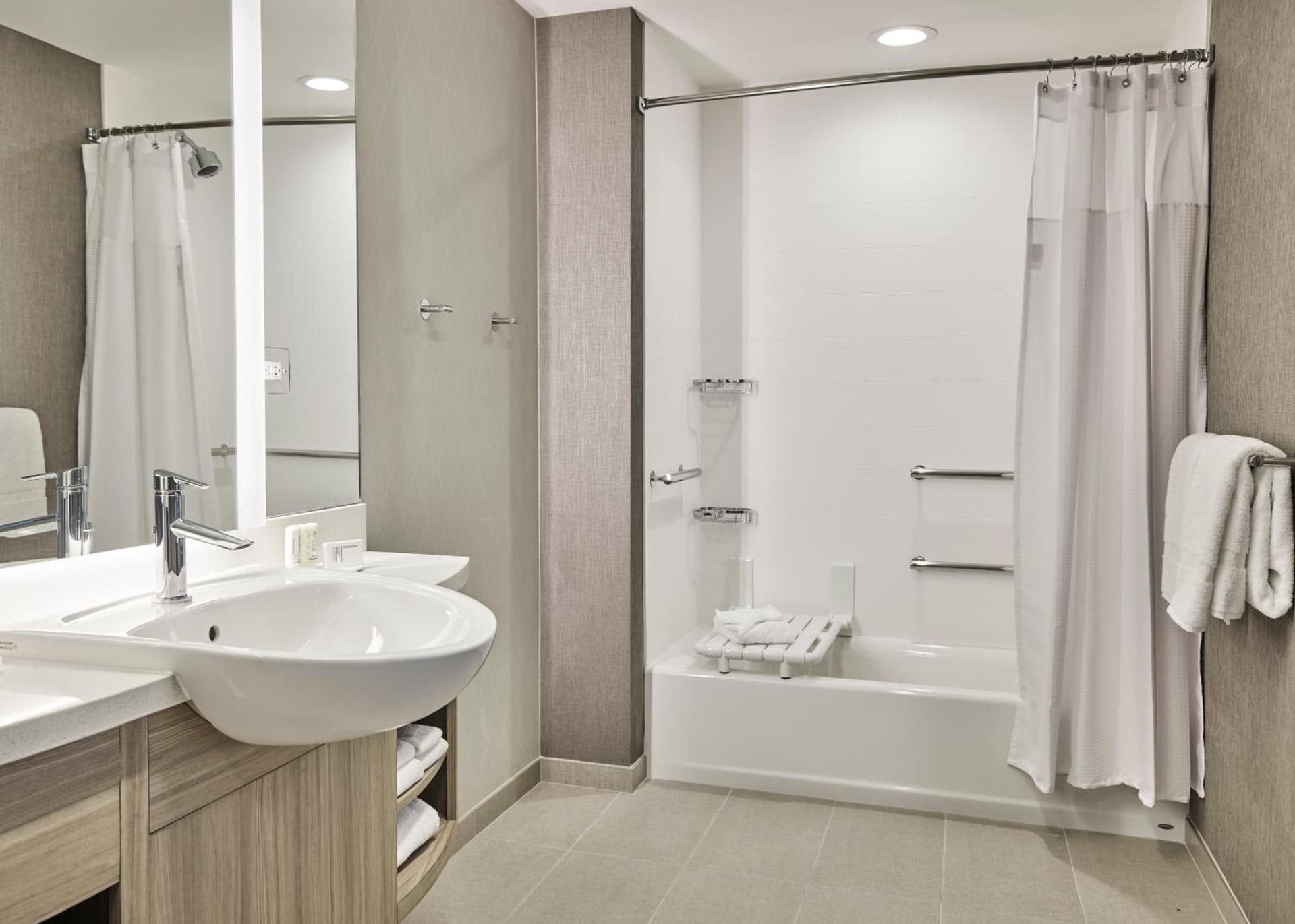 SpringHill Suites by Marriott Chicago Chinatown property views in Chicago, IL — gallery photo 3