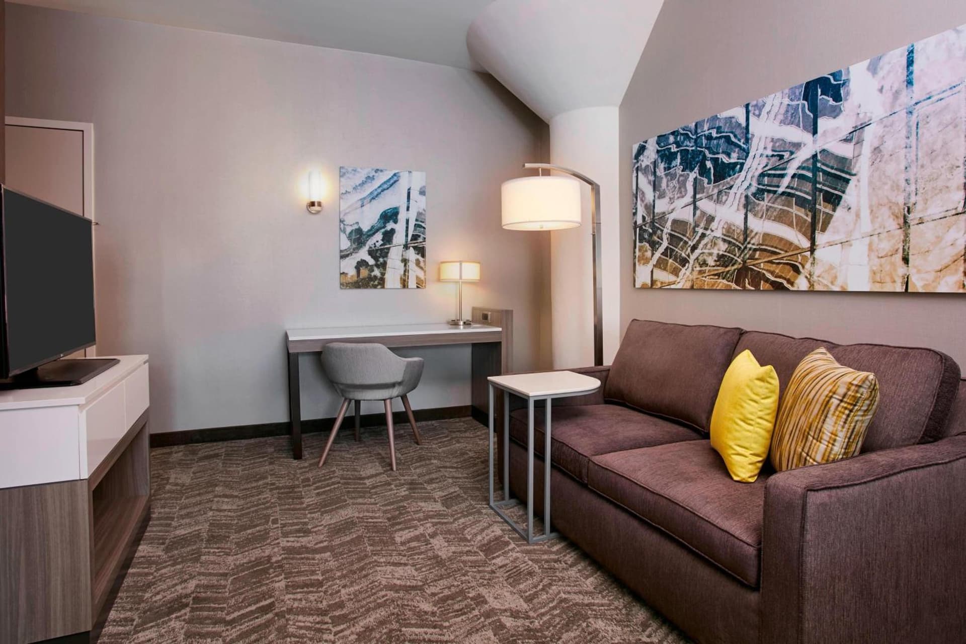 SpringHill Suites by Marriott Milwaukee Downtown gallery photo in Milwaukee, WI — image 12