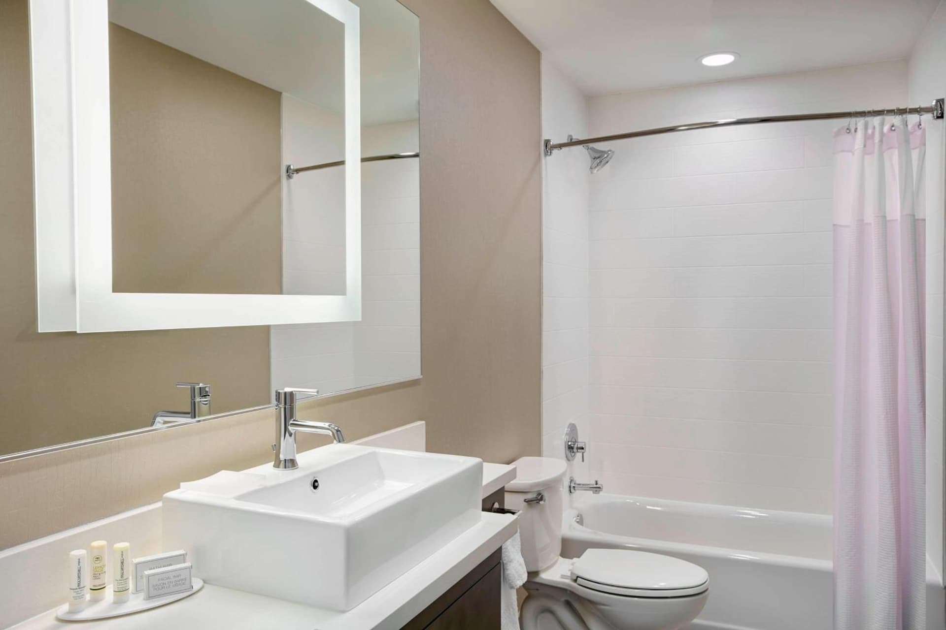 SpringHill Suites by Marriott Milwaukee Downtown property views in Milwaukee, WI — gallery photo 3