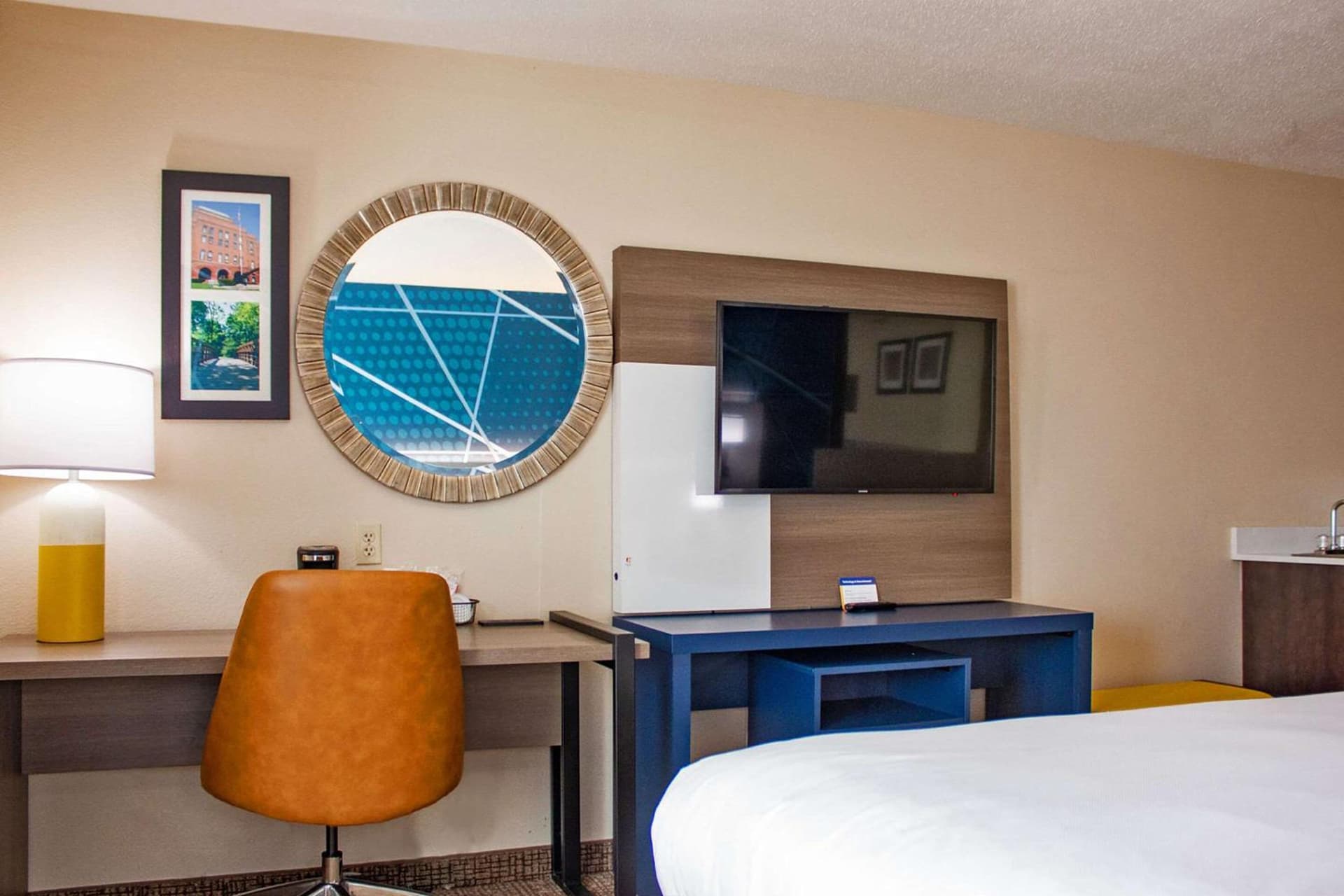 Comfort Inn & Suites Geneva- West Chicago gallery photo in Geneva, IL — image 54