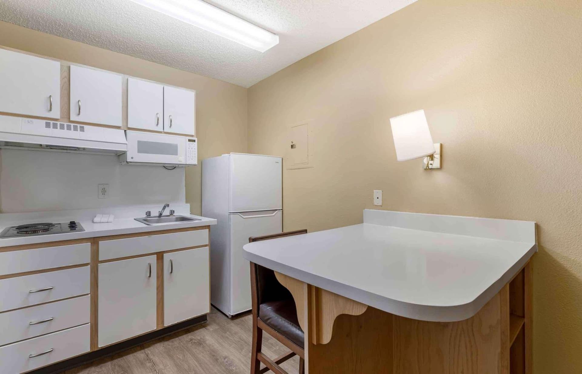 Extended Stay America Select Suites - Denver - Aurora South gallery photo in Aurora, CO — image 7