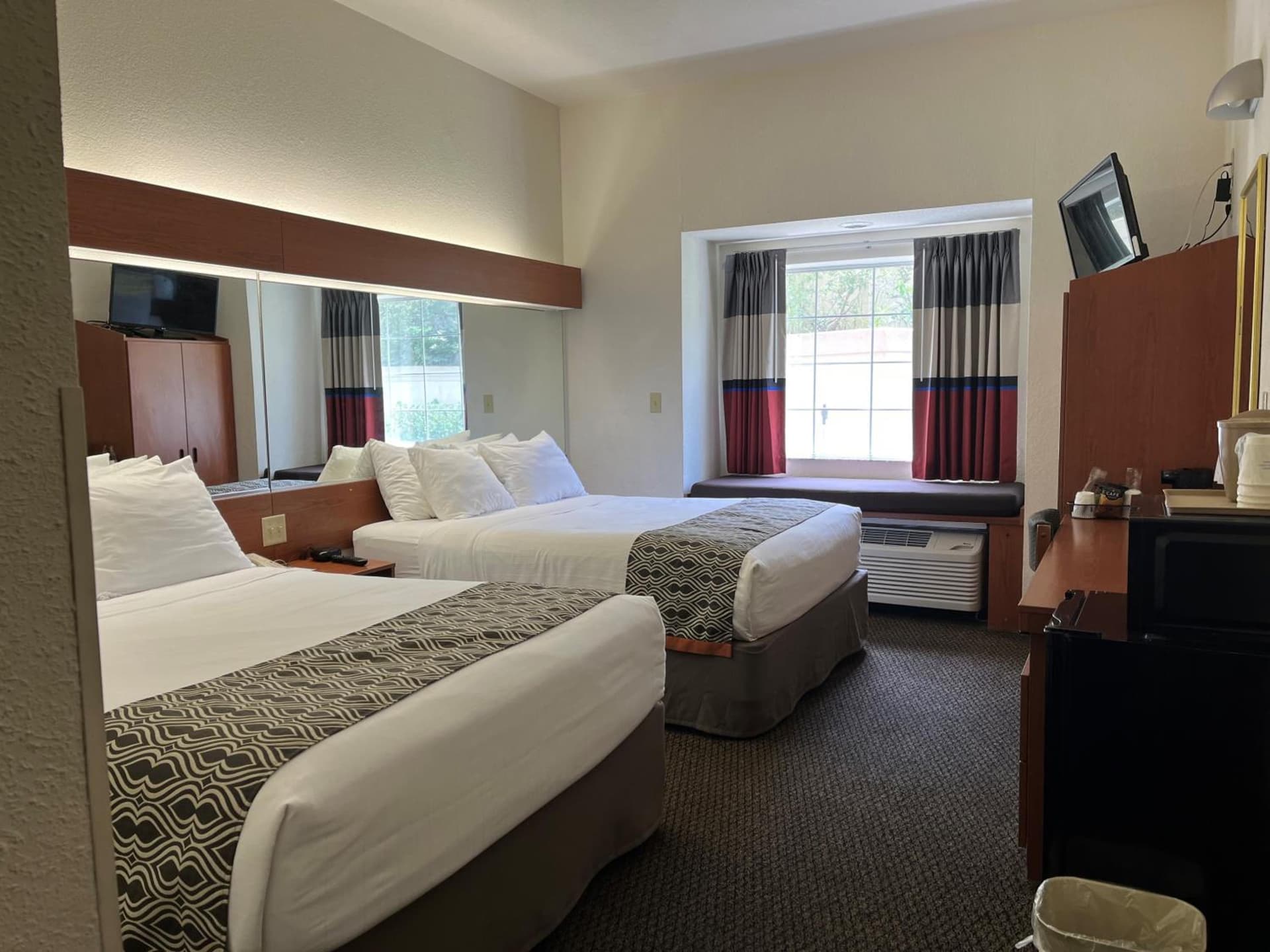 Microtel Inn and Suites by Wyndham - Lady Lake/ The Villages gallery photo in The Villages, FL — image 42