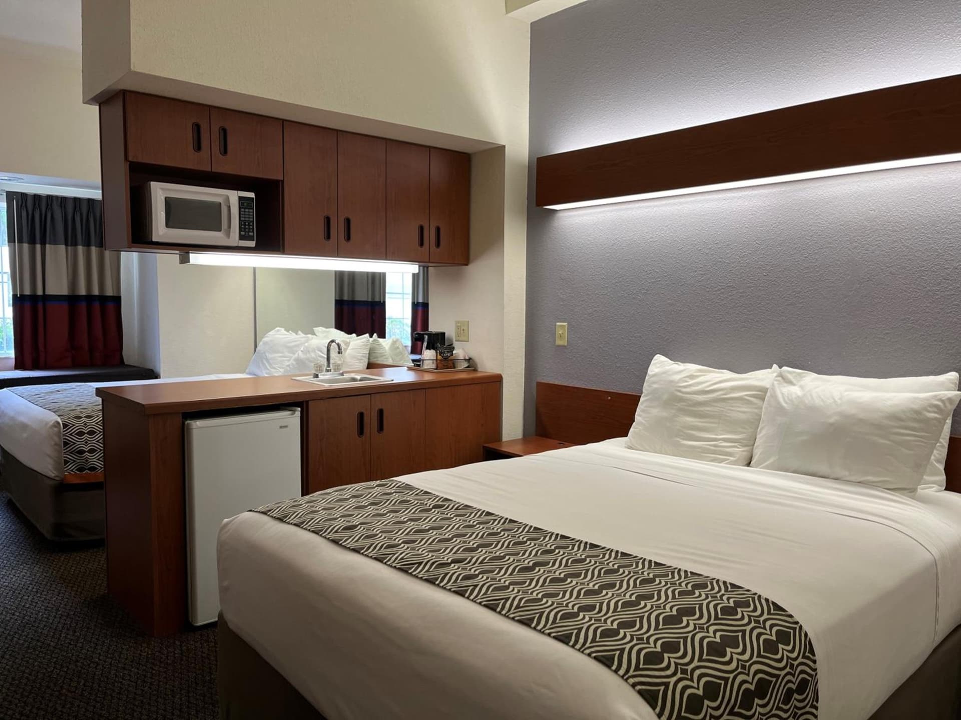 Microtel Inn and Suites by Wyndham - Lady Lake/ The Villages gallery photo in The Villages, FL — image 5