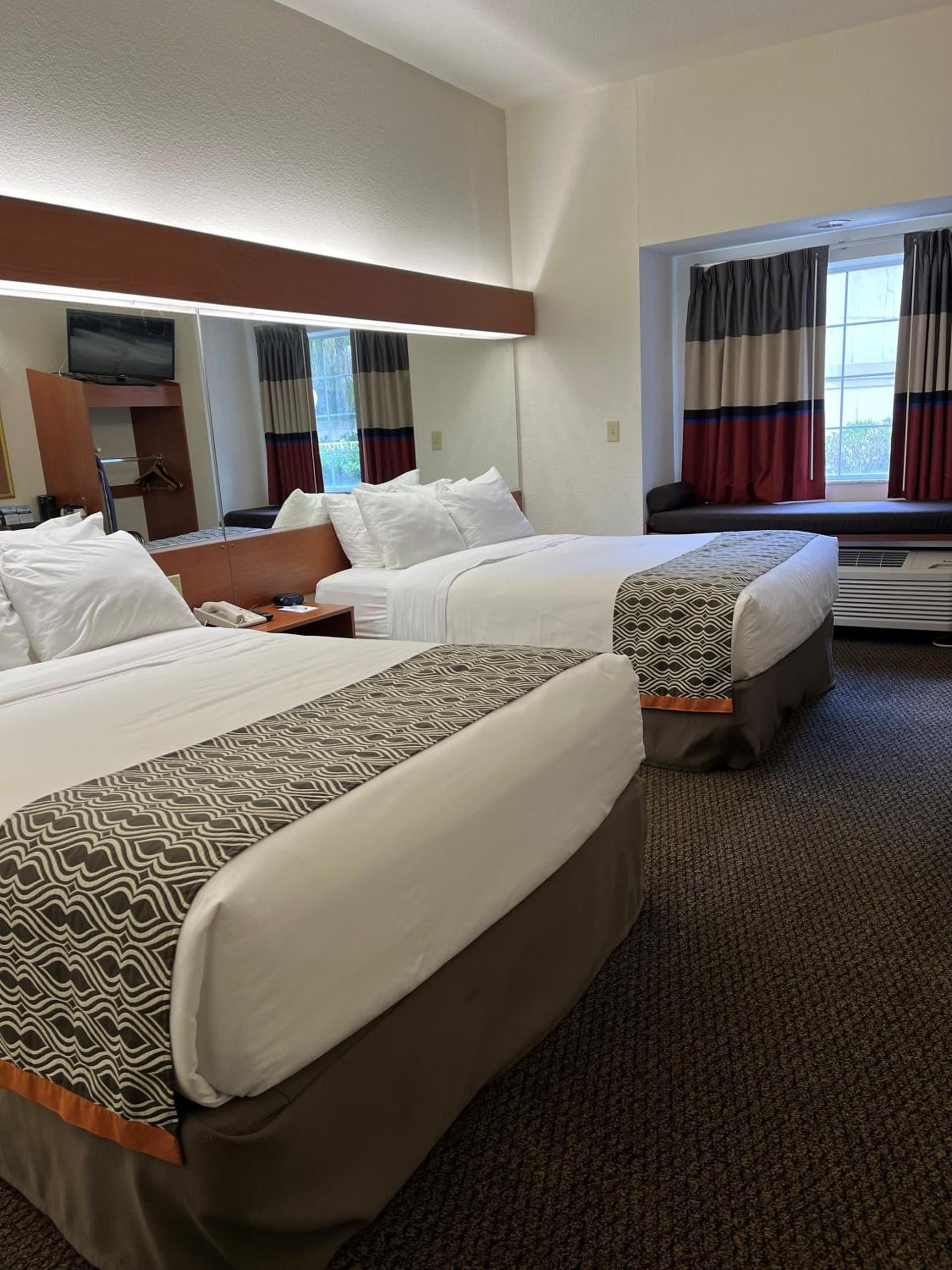 Microtel Inn and Suites by Wyndham - Lady Lake/ The Villages gallery photo in The Villages, FL — image 55