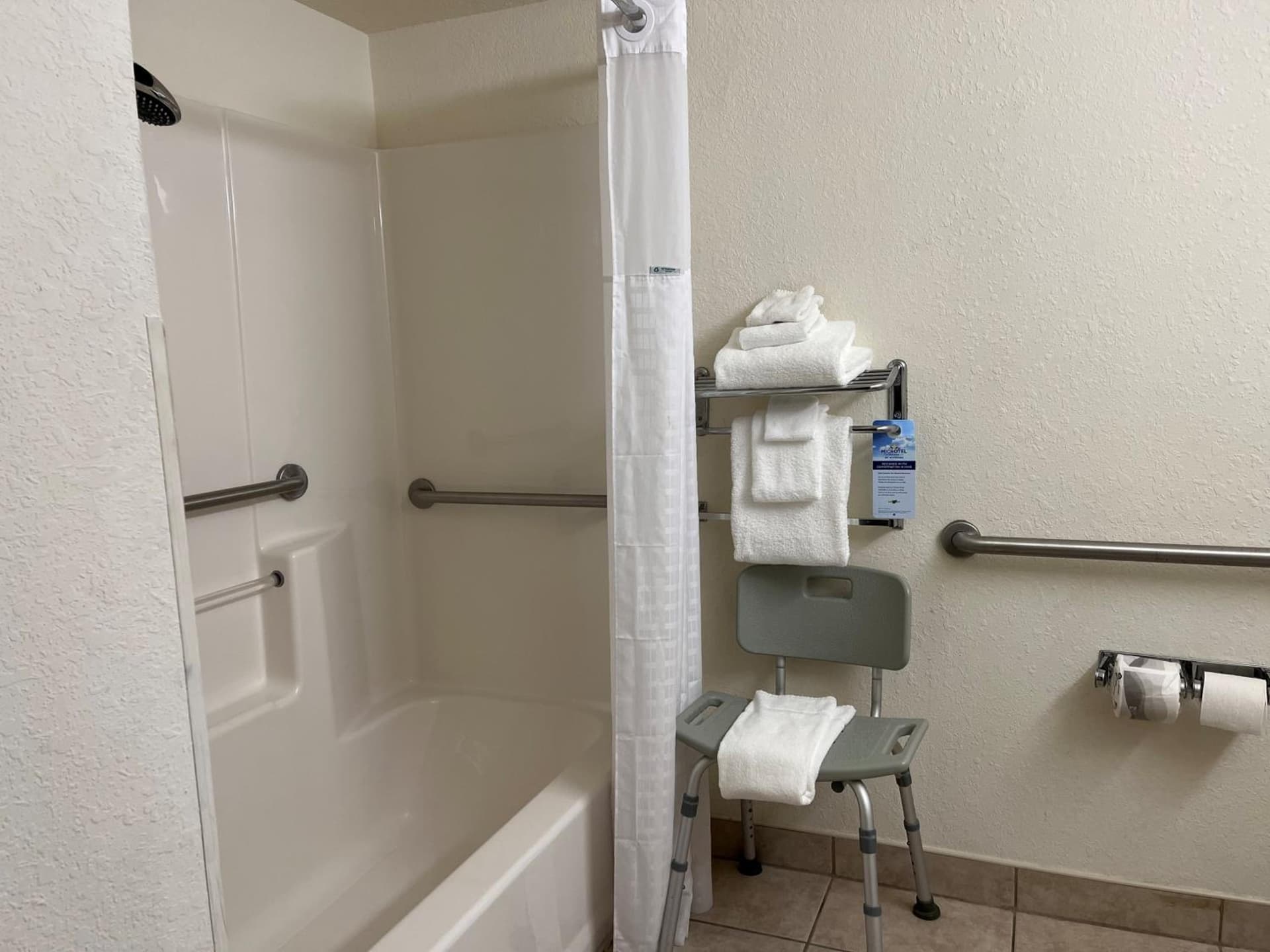 Microtel Inn and Suites by Wyndham - Lady Lake/ The Villages gallery photo in The Villages, FL — image 49