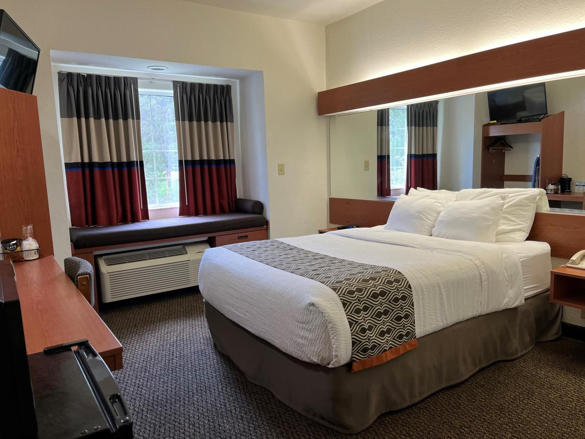 Microtel Inn and Suites by Wyndham - Lady Lake/ The Villages gallery photo in The Villages, FL — image 39