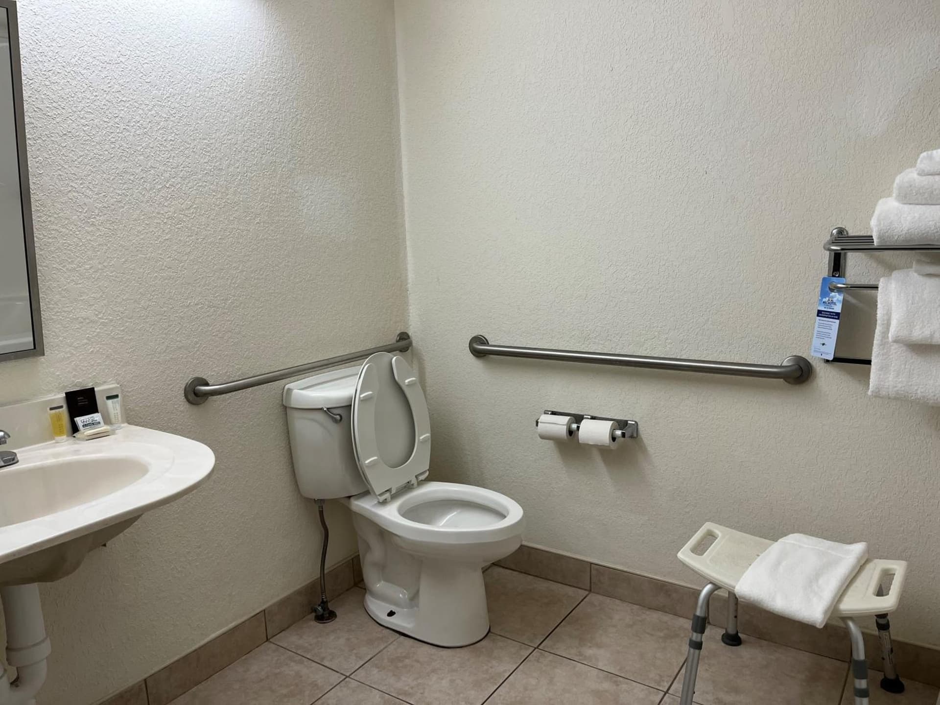 Microtel Inn and Suites by Wyndham - Lady Lake/ The Villages gallery photo in The Villages, FL — image 63