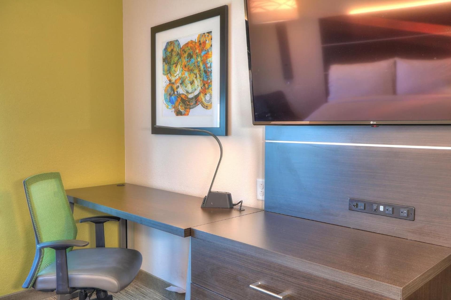 Holiday Inn Express Hotel & Suites Mobile Saraland by IHG gallery photo in Saraland, AL — image 53