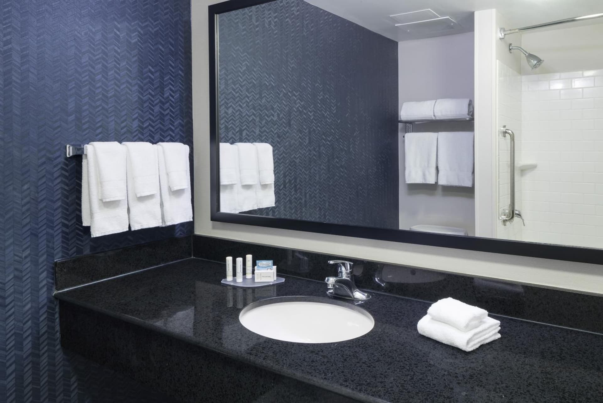 Fairfield Inn & Suites Kansas City Overland Park gallery photo in Overland Park, KS — image 23