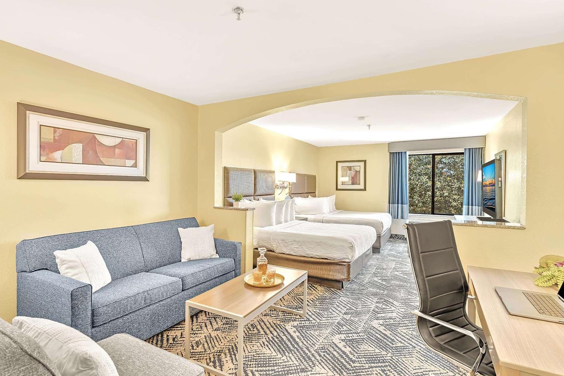 Best Western Plus Lewisville Flower Mound gallery photo in Lewisville, TX — image 4