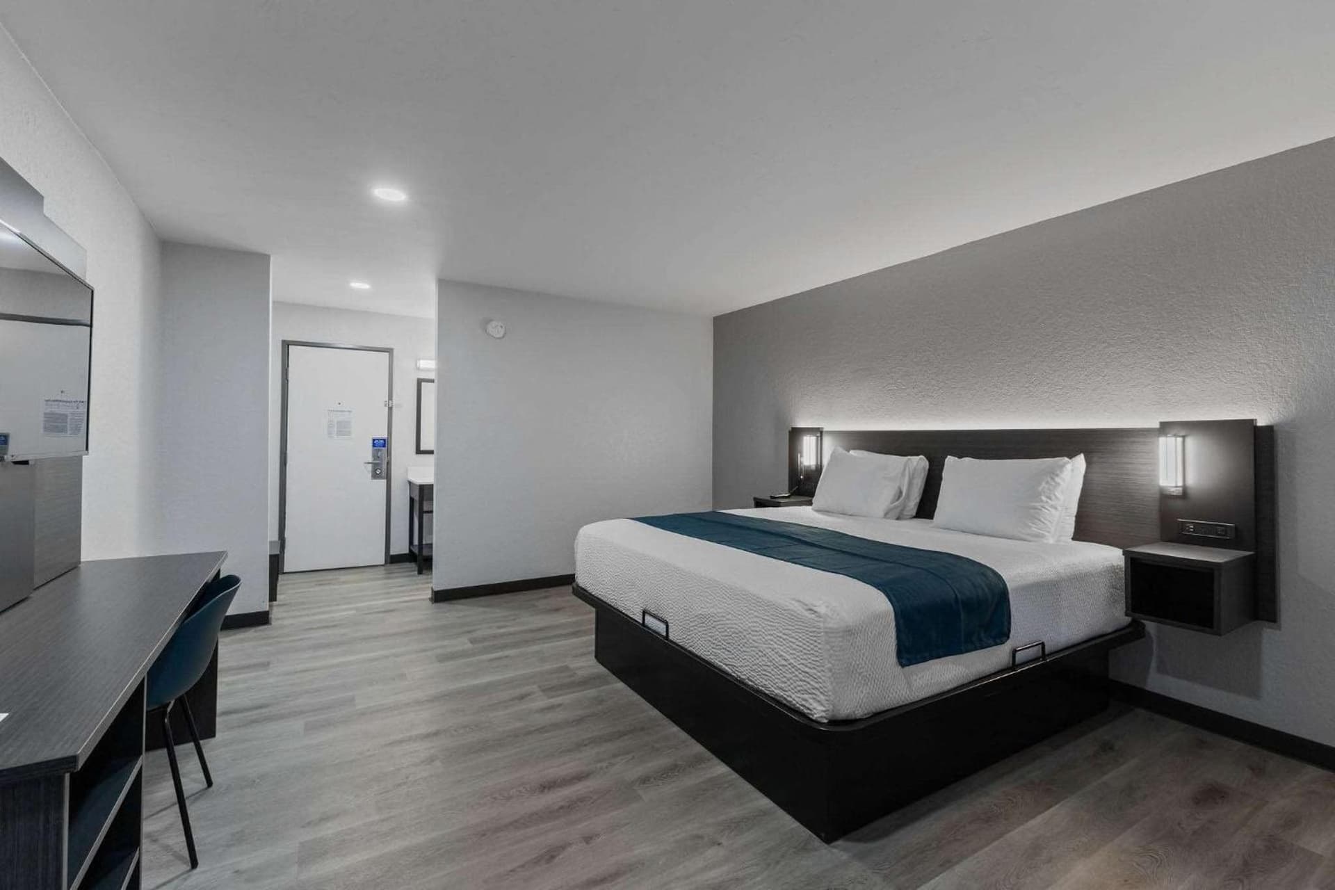 Motel 6 Brighton CO Denver Northeast gallery photo in Brighton, CO — image 25
