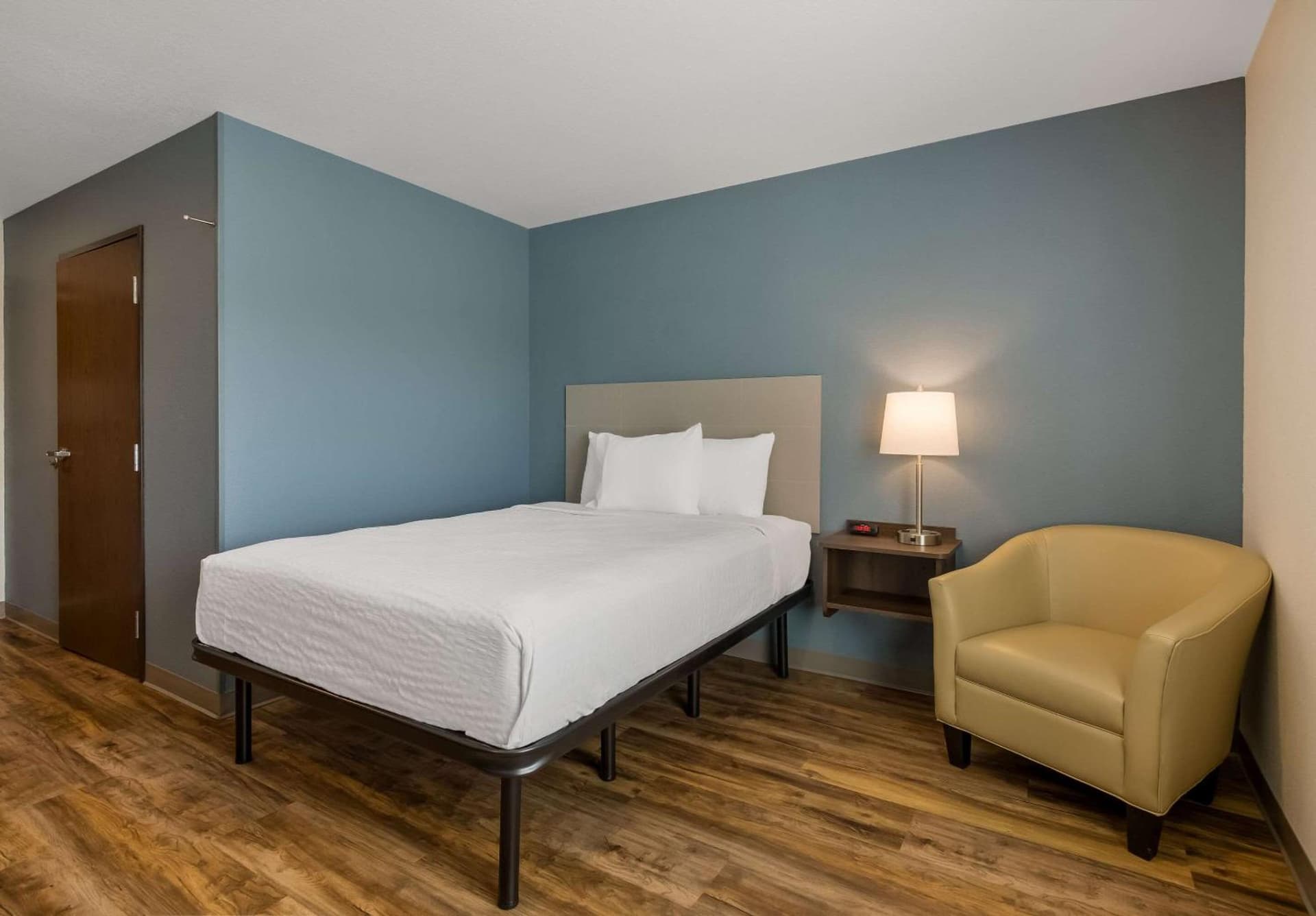 WoodSpring Suites Roanoke gallery photo in Roanoke, VA — image 11