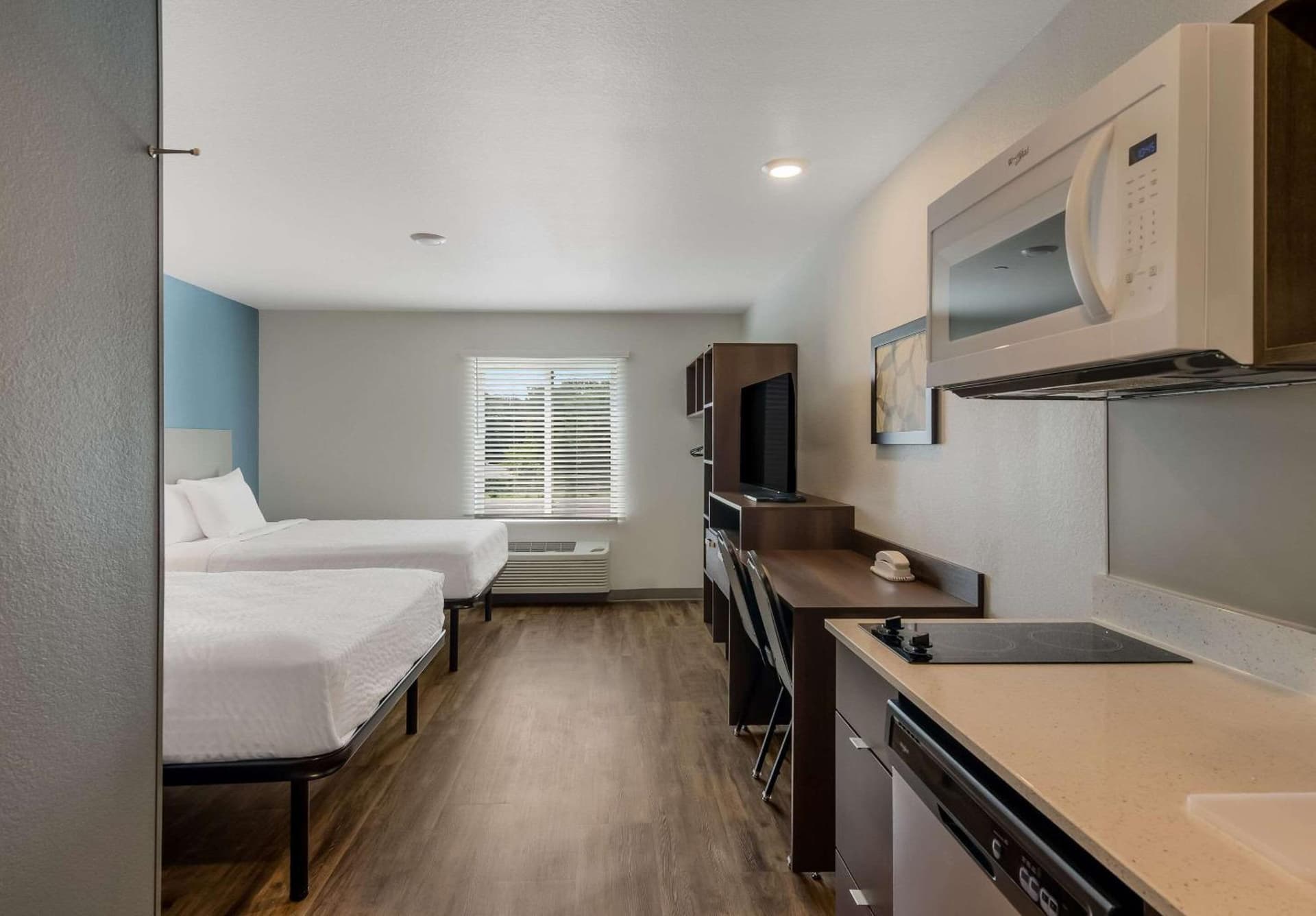 WoodSpring Suites Roanoke gallery photo in Roanoke, VA — image 21