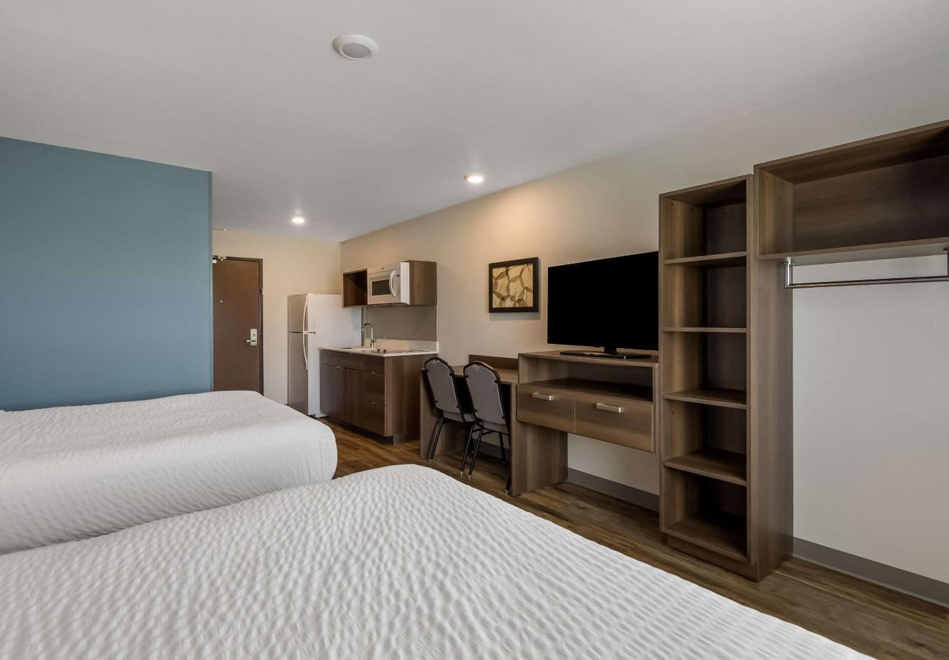 WoodSpring Suites Roanoke gallery photo in Roanoke, VA — image 19