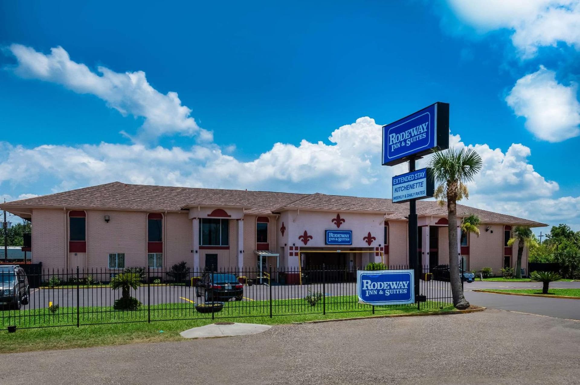 Relax Inn & Suites gallery photo in New Orleans, LA — image 17