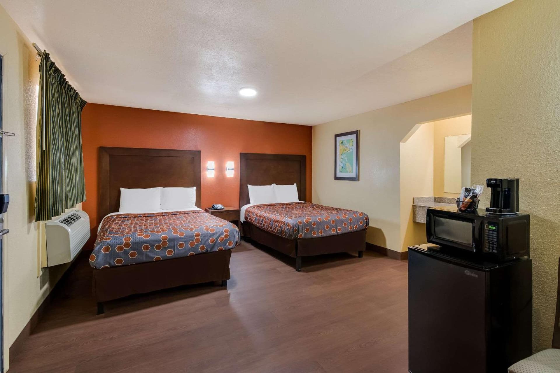 Relax Inn & Suites gallery photo in New Orleans, LA — image 16