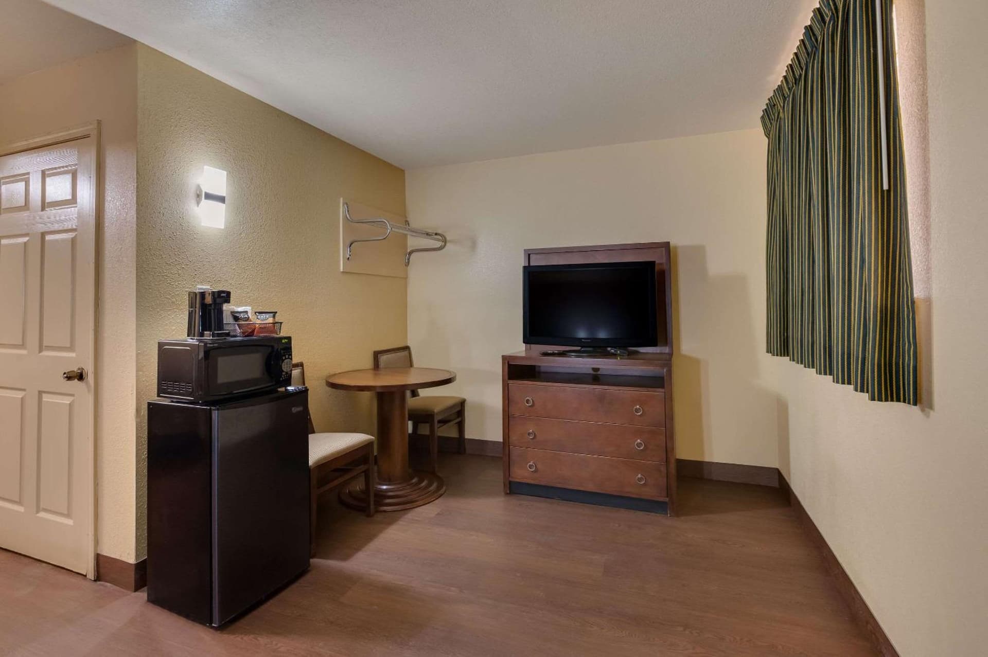 Relax Inn & Suites gallery photo in New Orleans, LA — image 32