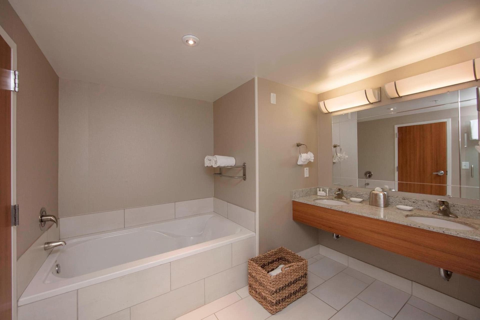 SpringHill Suites by Marriott Athens West gallery photo in Athens, GA — image 27