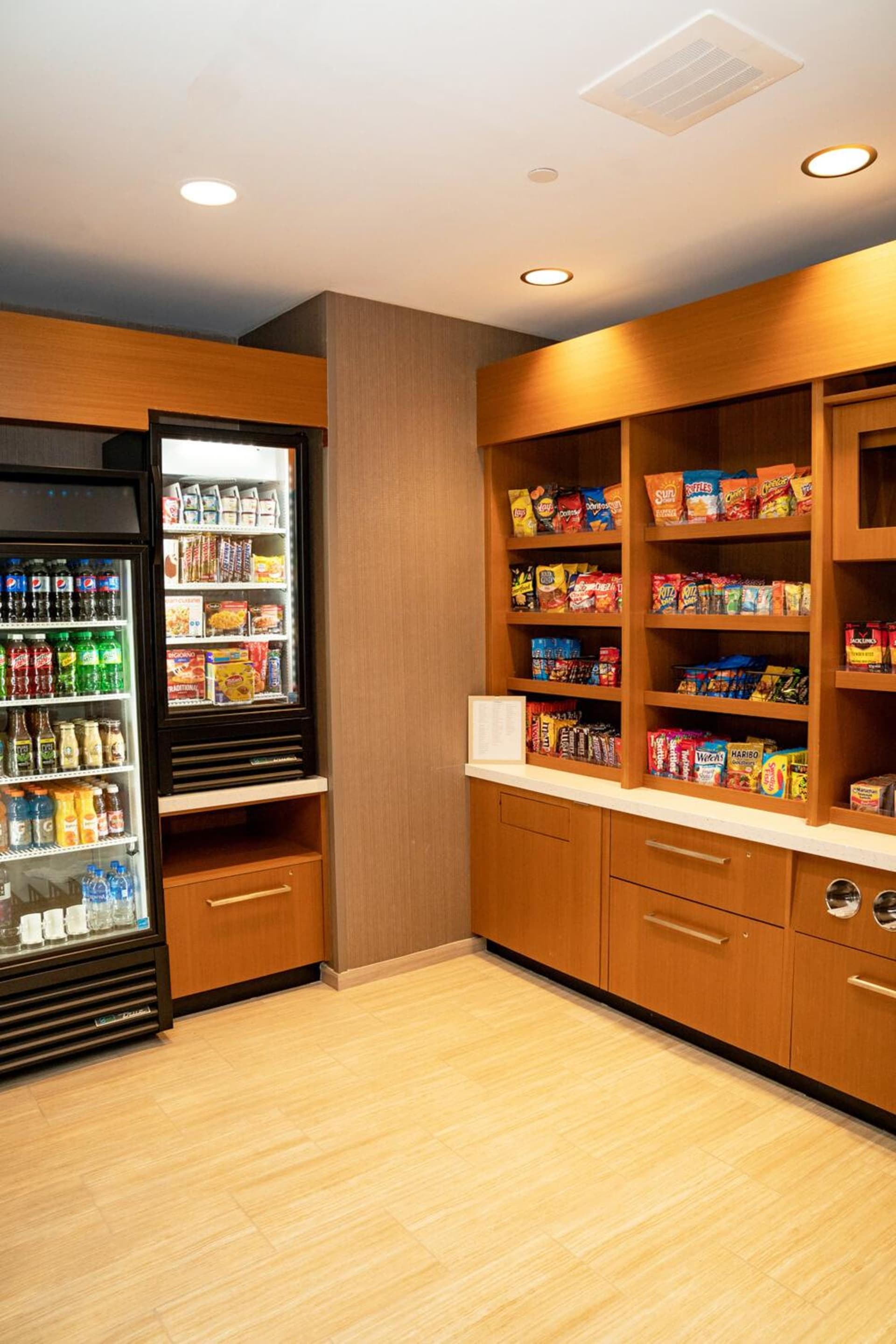 SpringHill Suites by Marriott Woodbridge gallery photo in Woodbridge — image 11