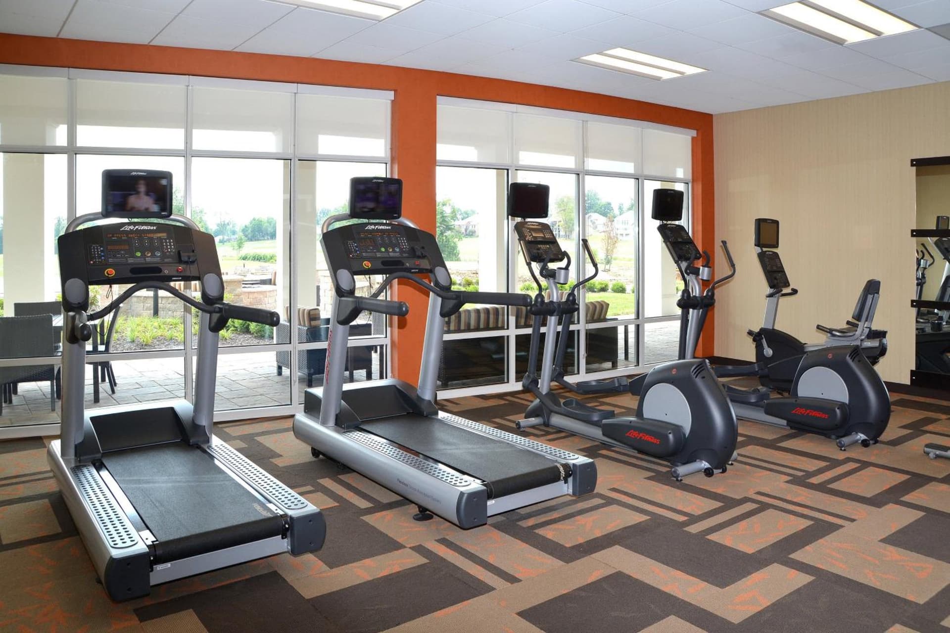 Courtyard by Marriott Youngstown Canfield gallery photo in Canfield, OH — image 11